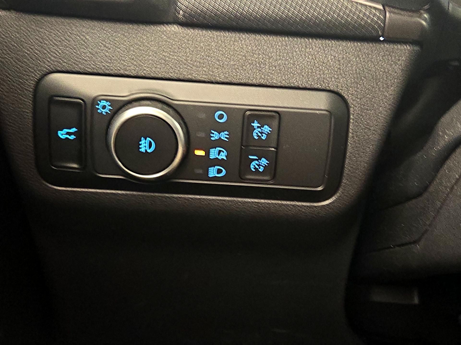 Thumbnail: 2023 Ford Bronco Sport - 13