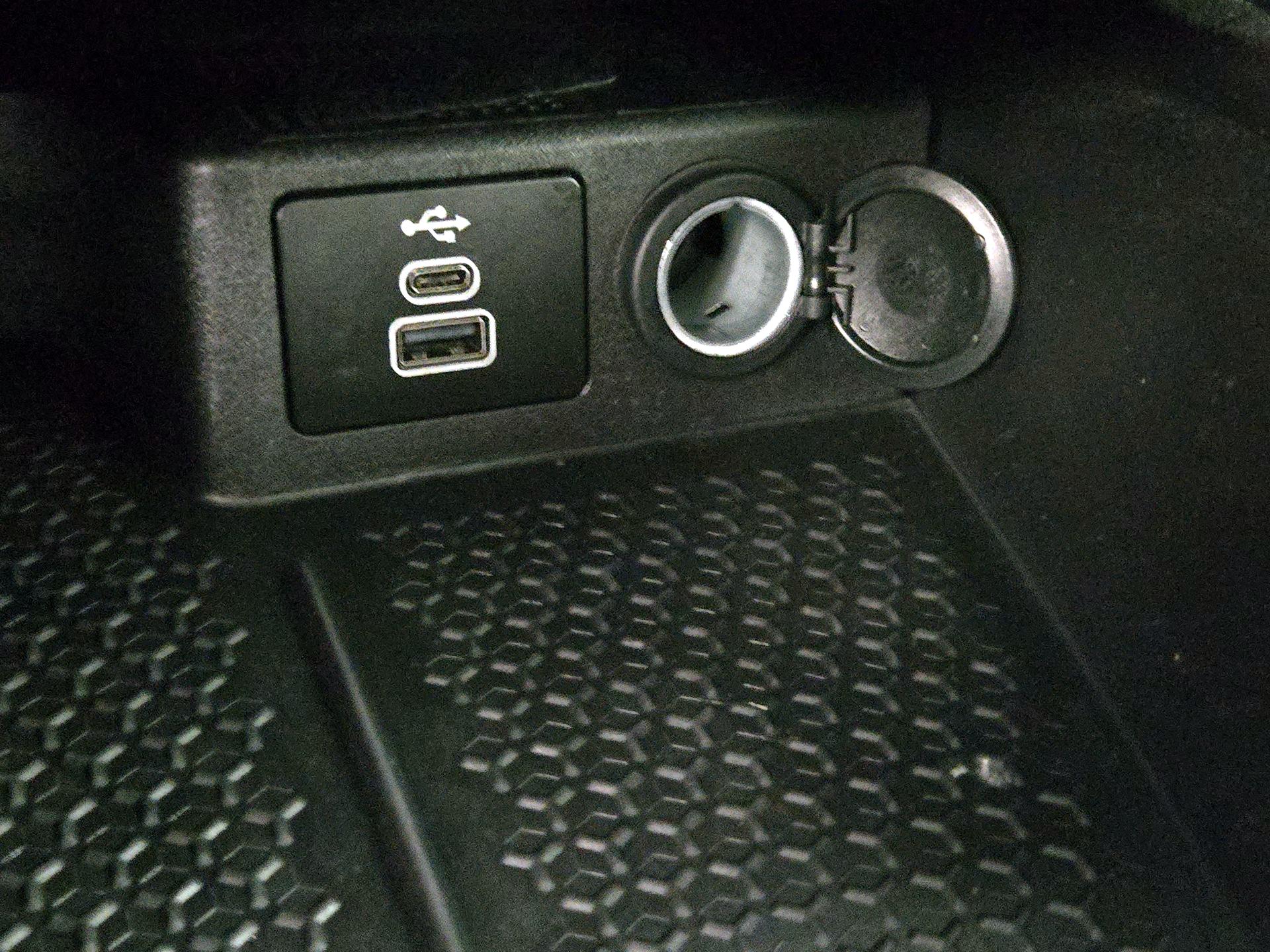 Thumbnail: 2023 Ford Bronco Sport - 18