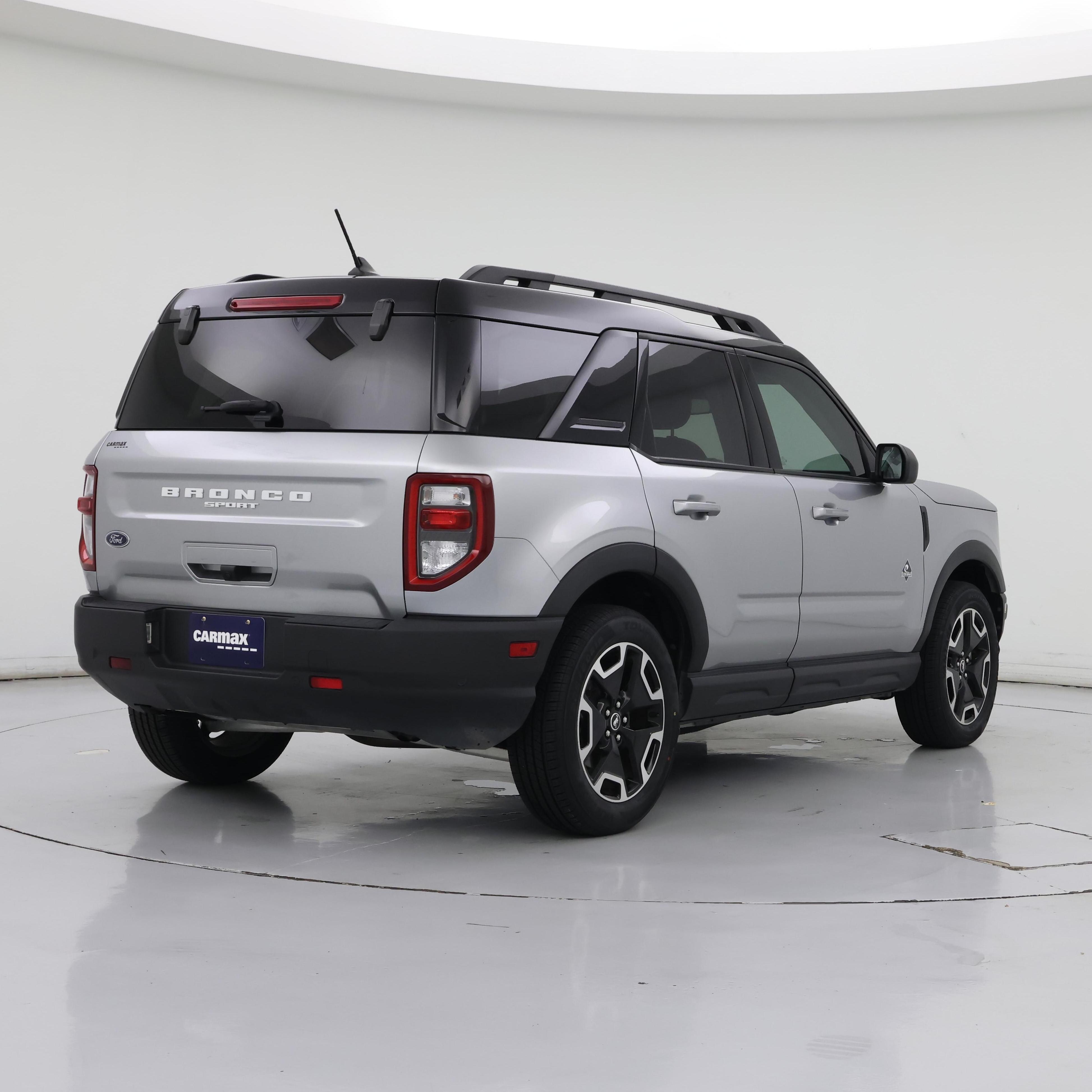 Thumbnail: 2023 Ford Bronco Sport - 8