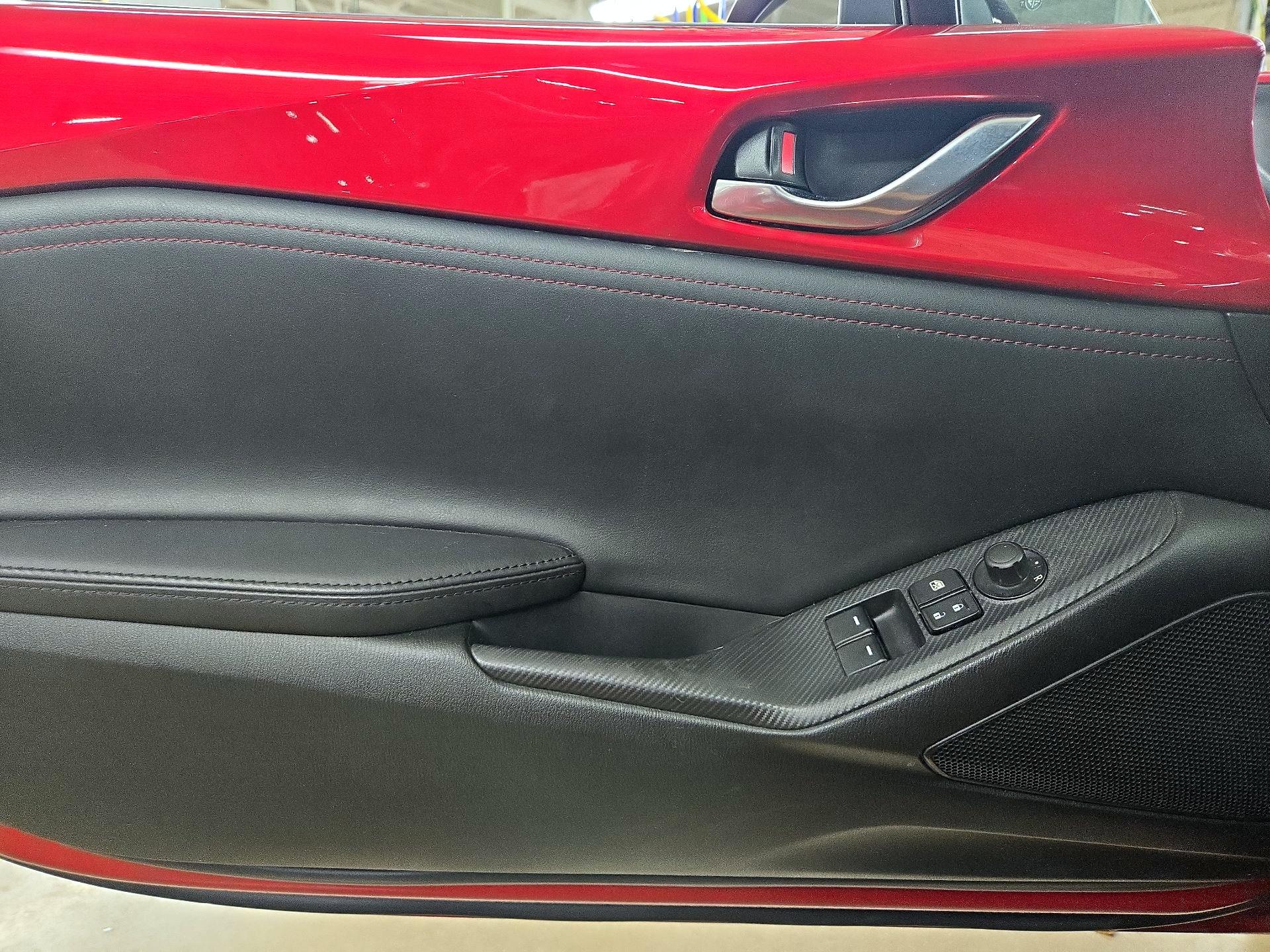 Thumbnail: 2016 Mazda MX-5 Miata - 12