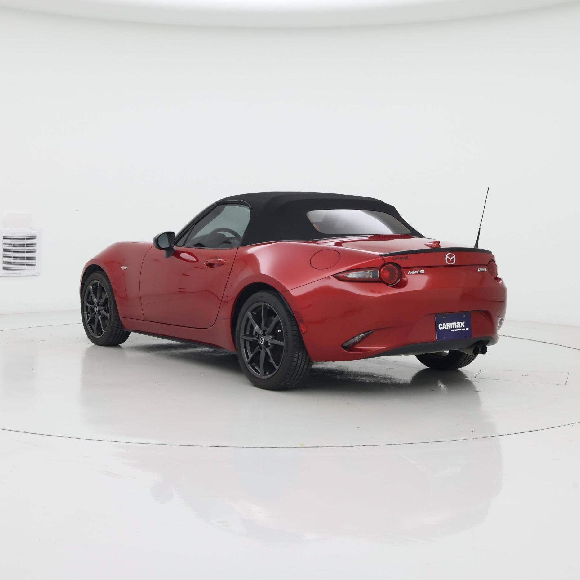 Thumbnail: 2016 Mazda MX-5 Miata - 2