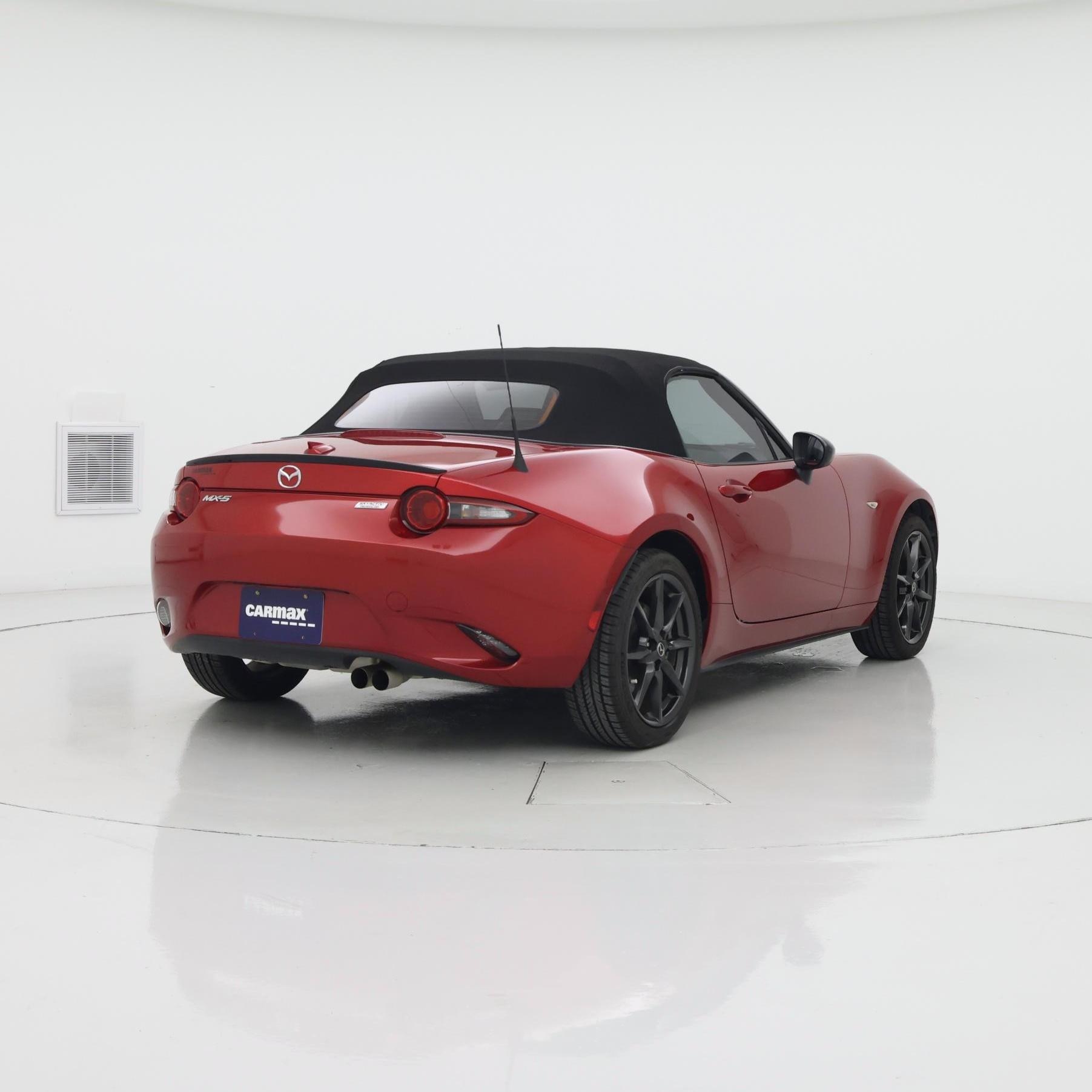 Thumbnail: 2016 Mazda MX-5 Miata - 8