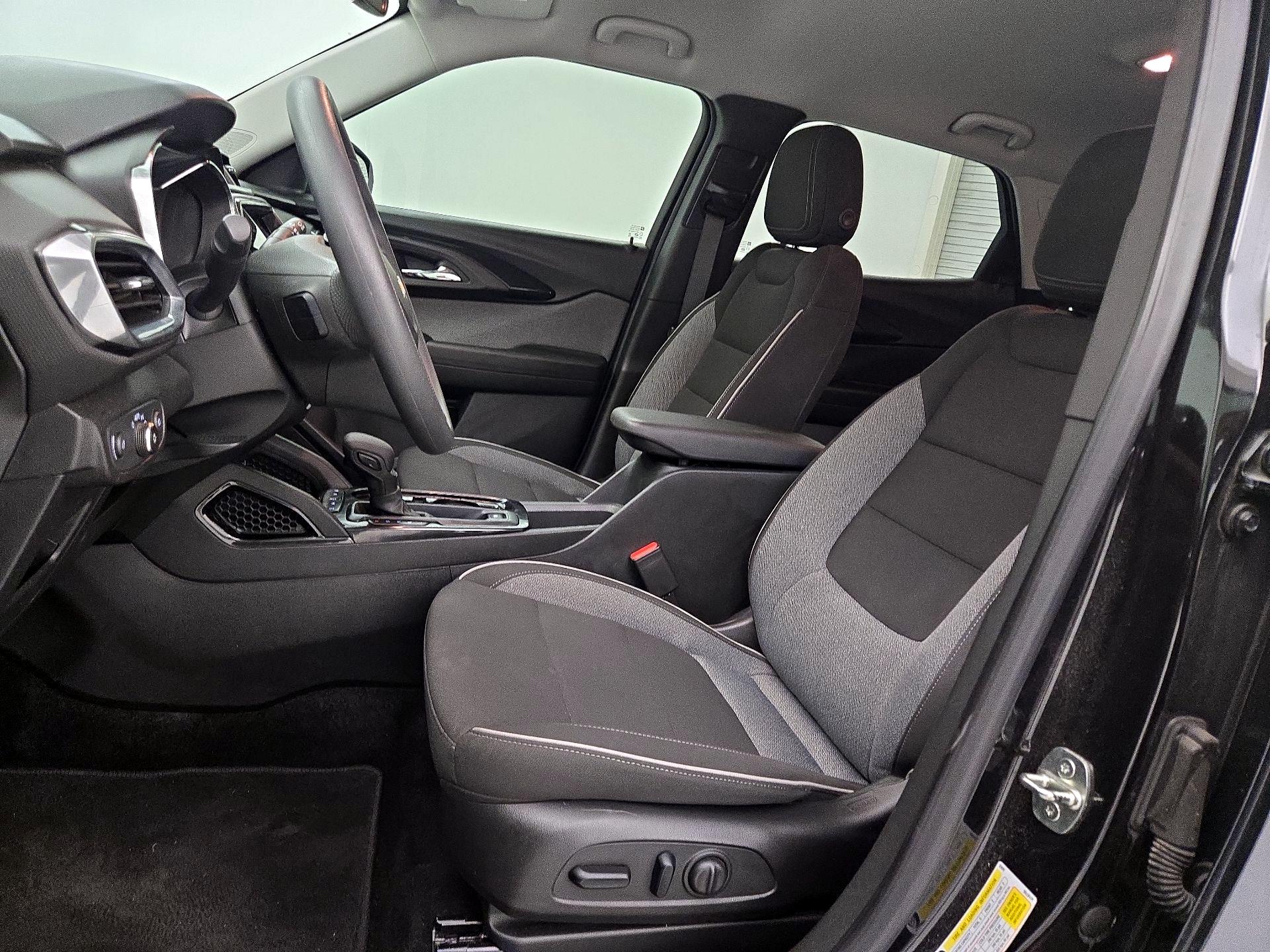 Thumbnail: 2023 Chevrolet TrailBlazer - 11