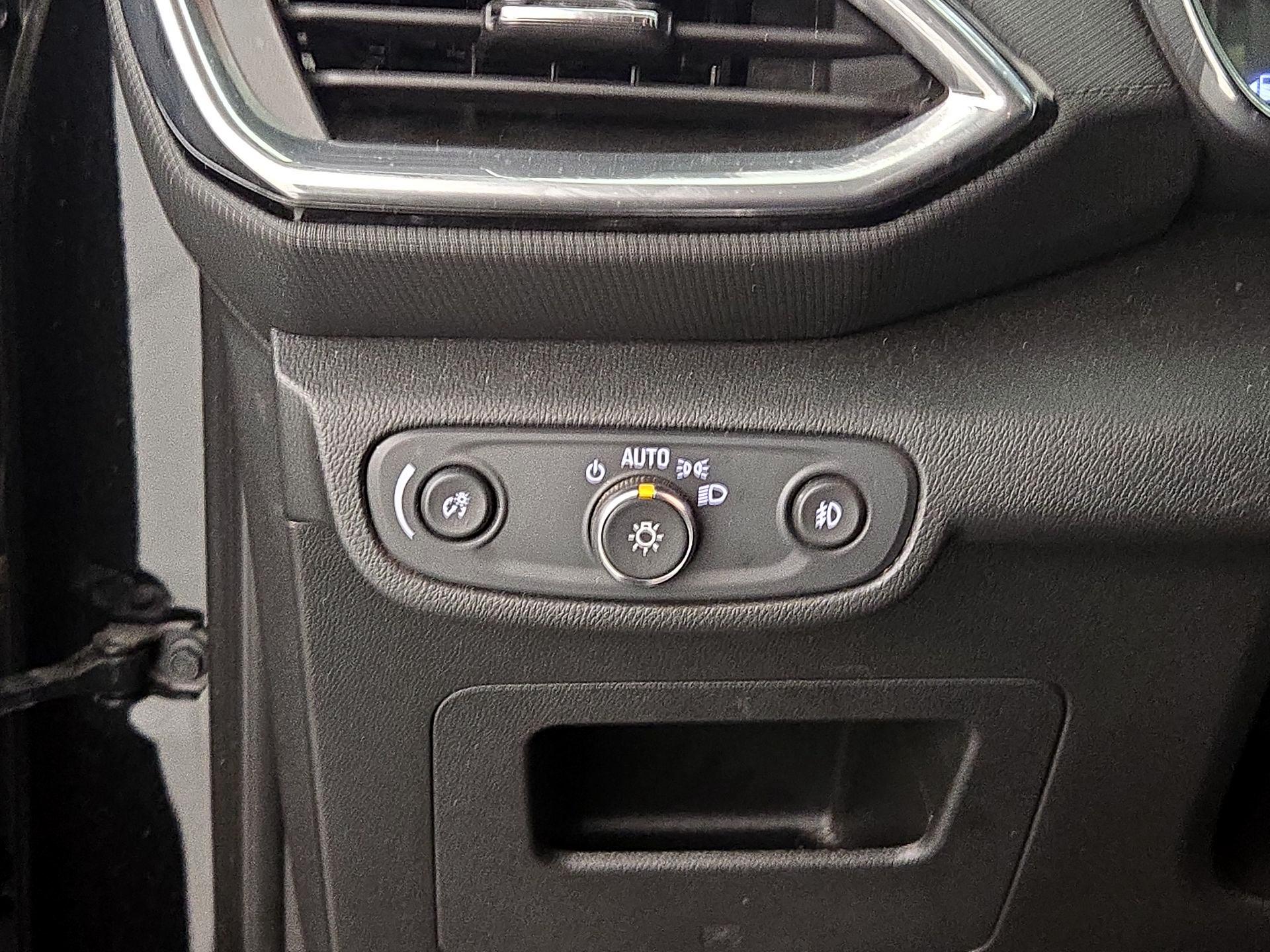 Thumbnail: 2023 Chevrolet TrailBlazer - 13