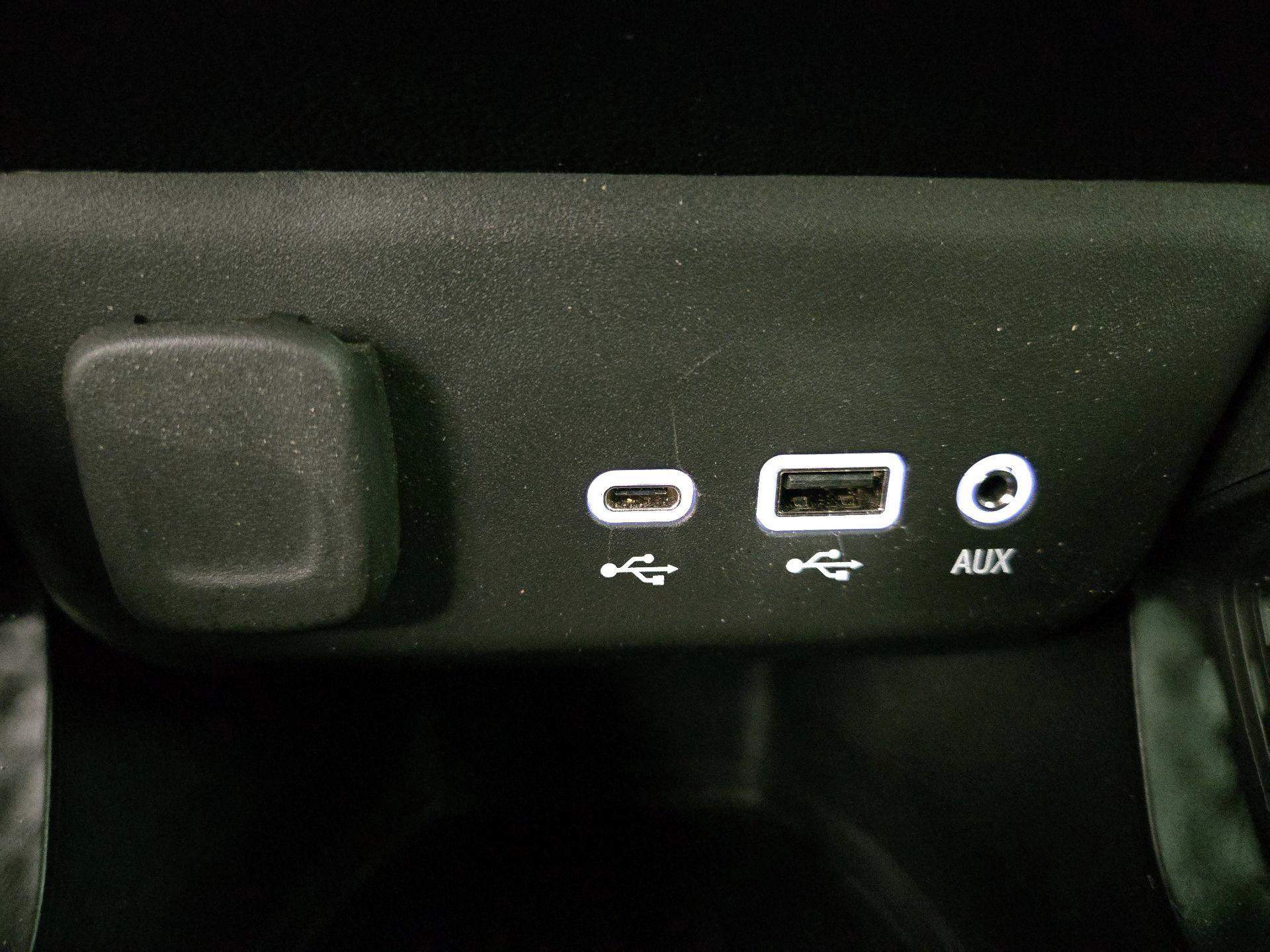 Thumbnail: 2023 Chevrolet TrailBlazer - 18