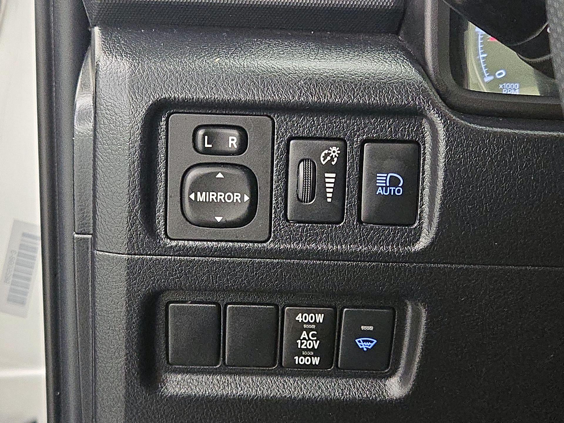 Thumbnail: 2022 Toyota 4Runner - 13