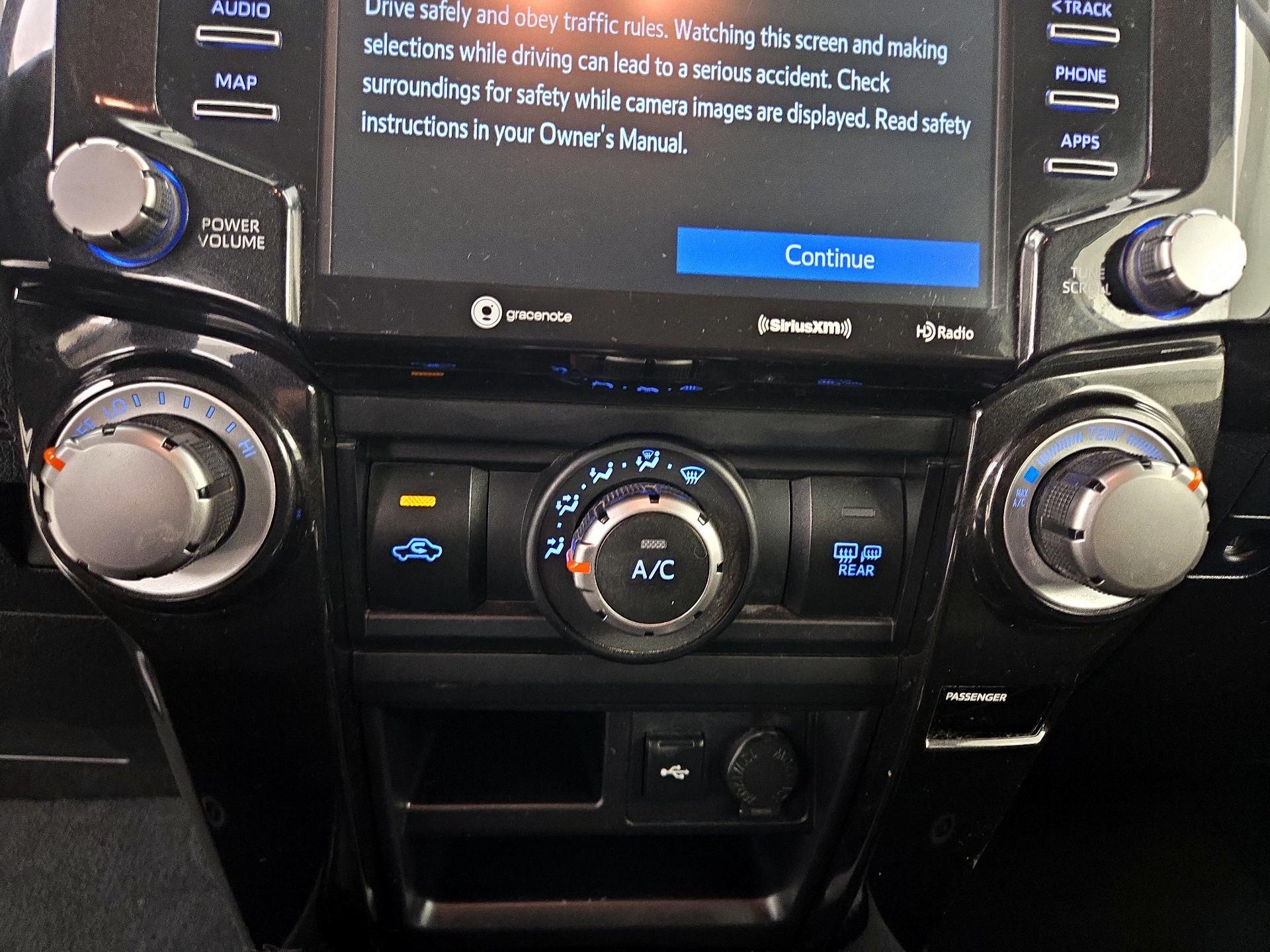 Thumbnail: 2022 Toyota 4Runner - 16