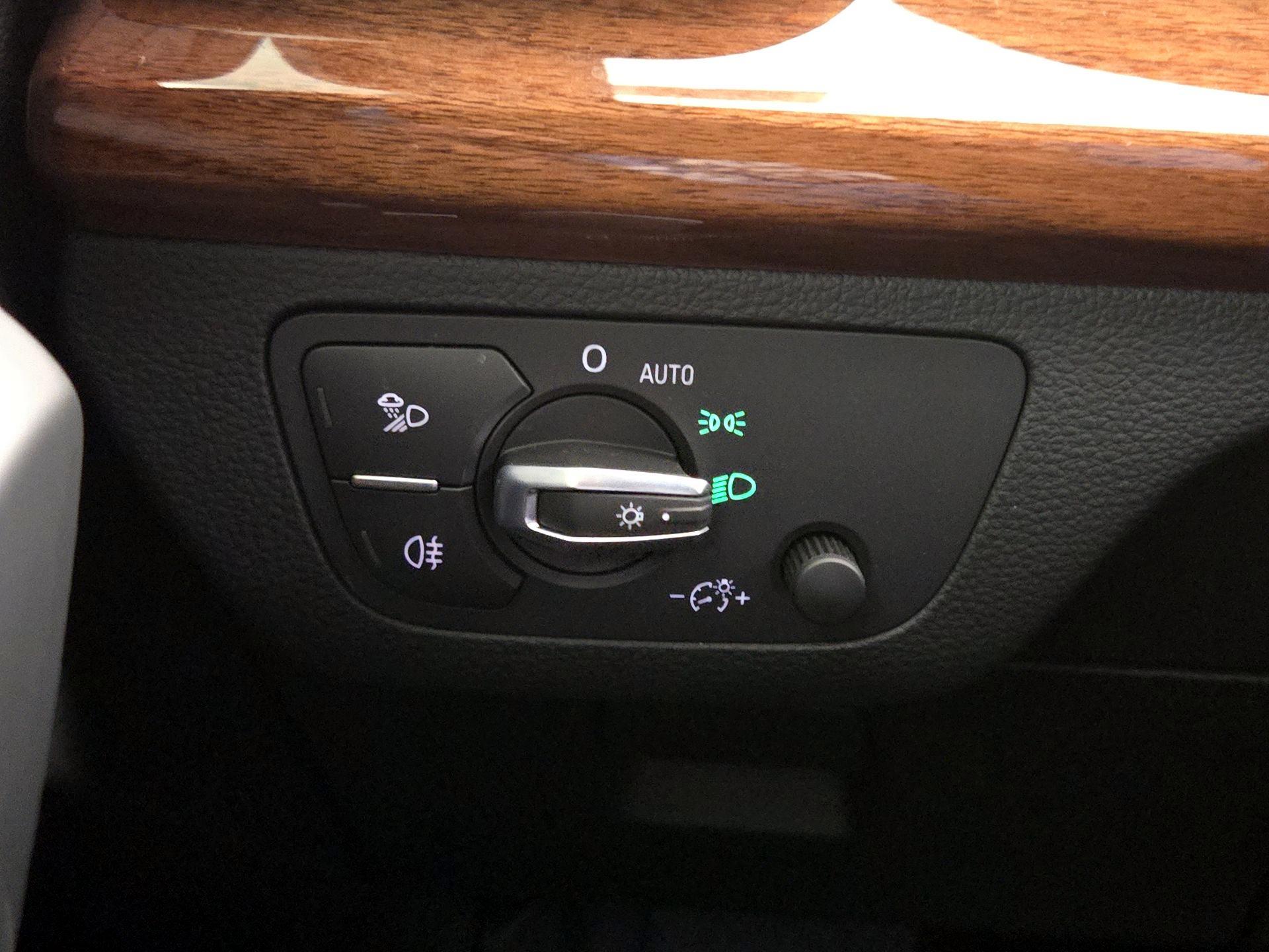 Thumbnail: 2022 Audi Q5 - 13