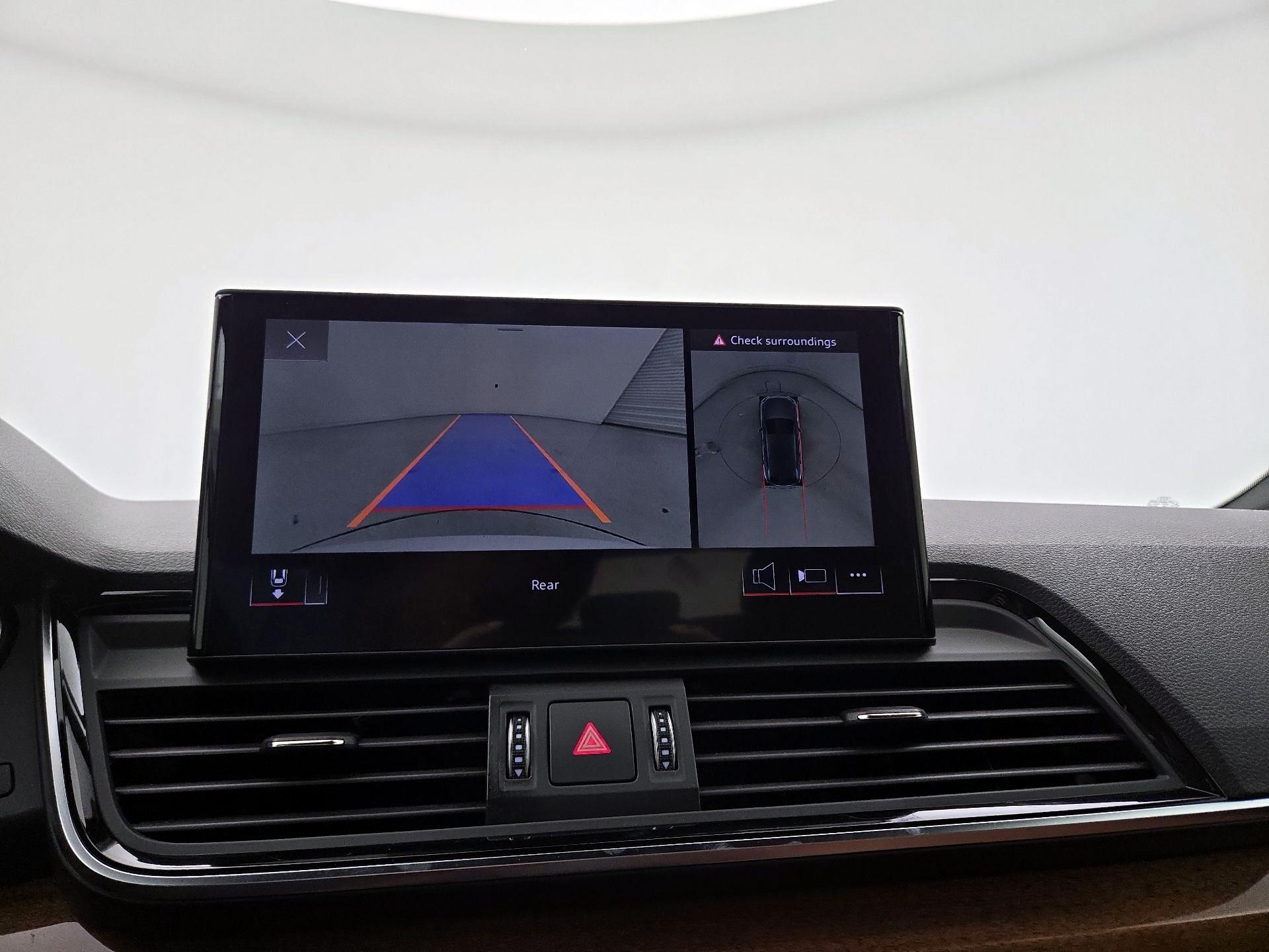 Thumbnail: 2022 Audi Q5 - 14