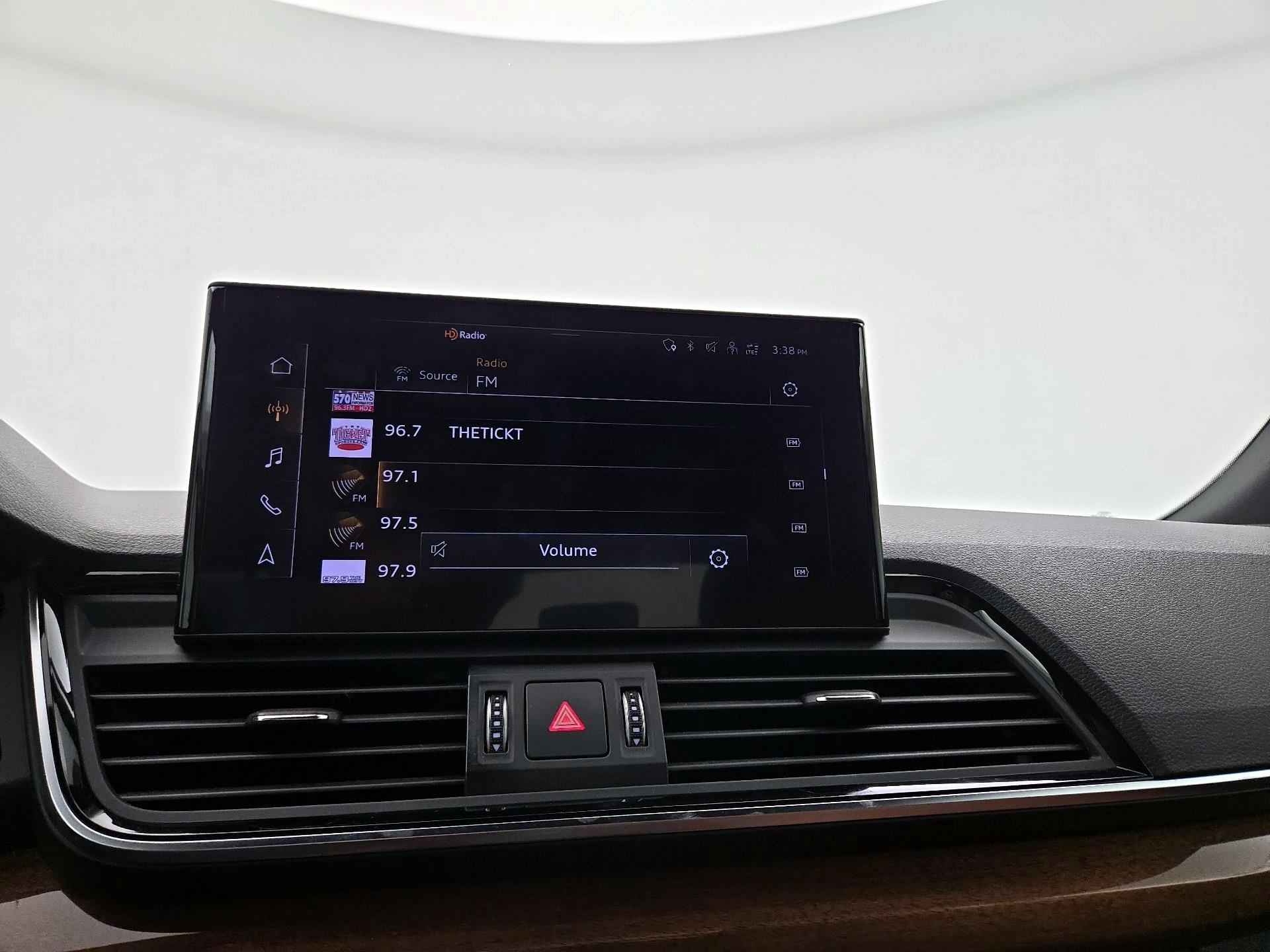 Thumbnail: 2022 Audi Q5 - 15