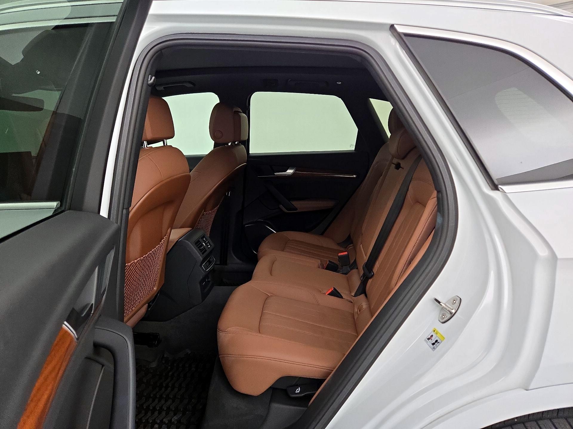 Thumbnail: 2022 Audi Q5 - 20