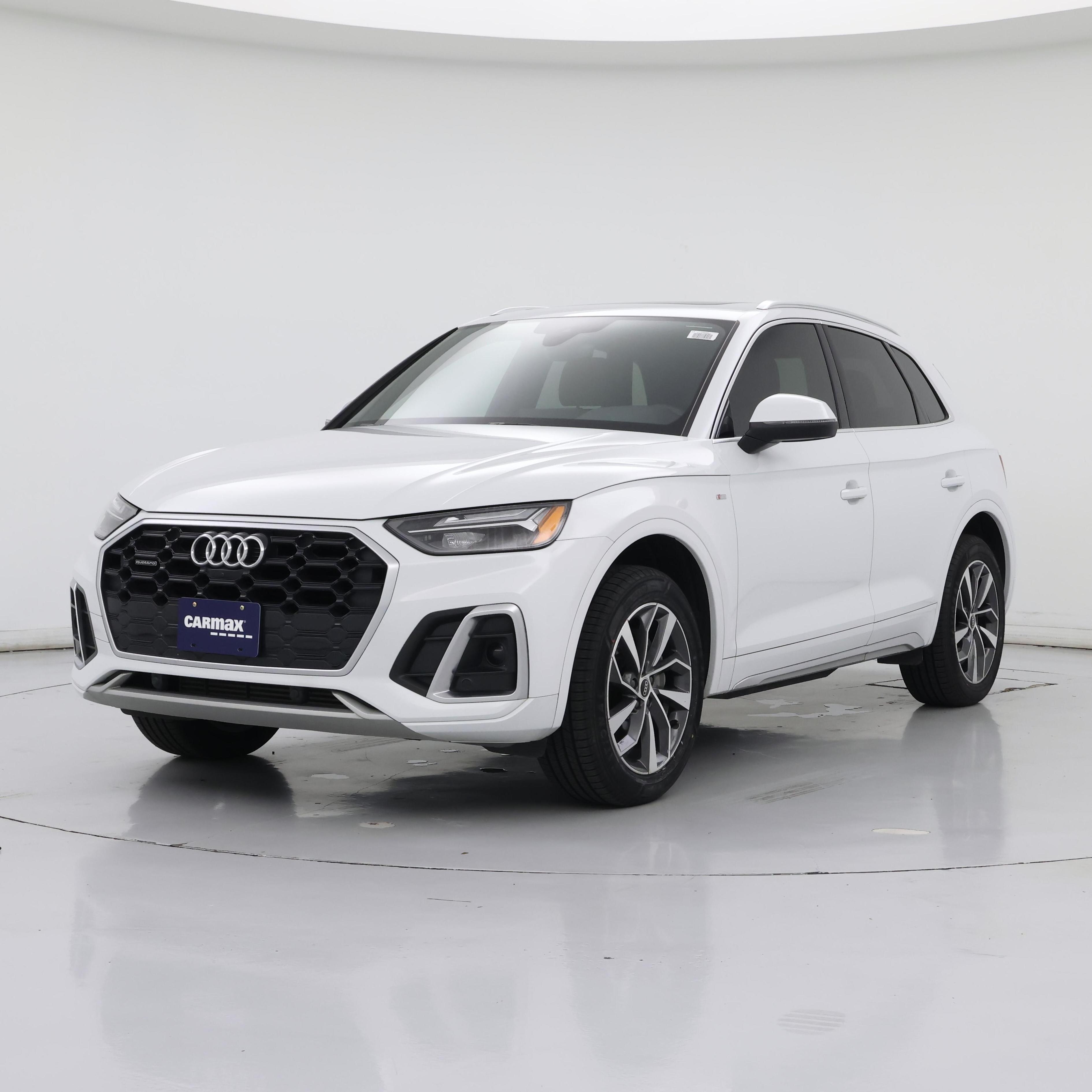 Thumbnail: 2022 Audi Q5 - 4