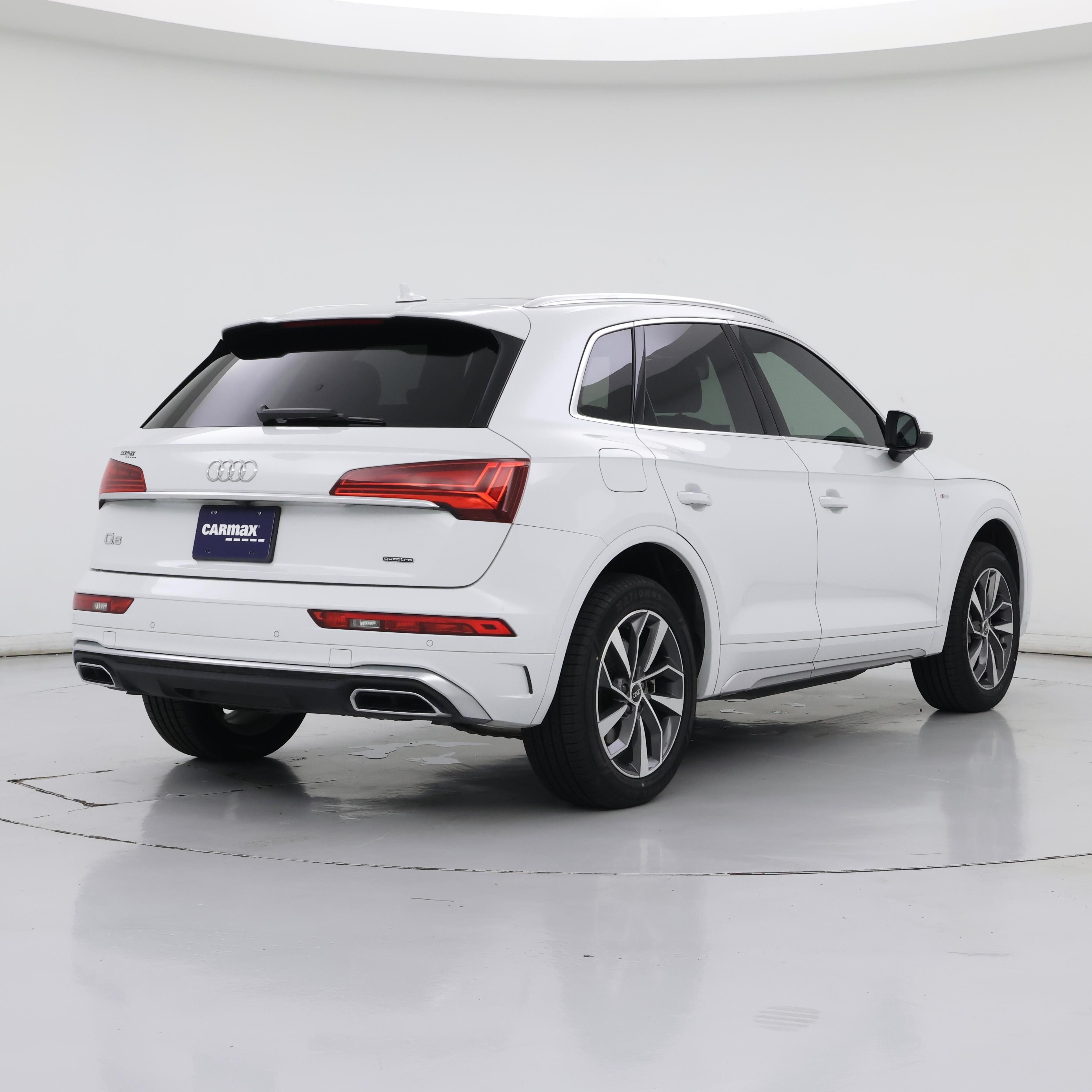 Thumbnail: 2022 Audi Q5 - 8