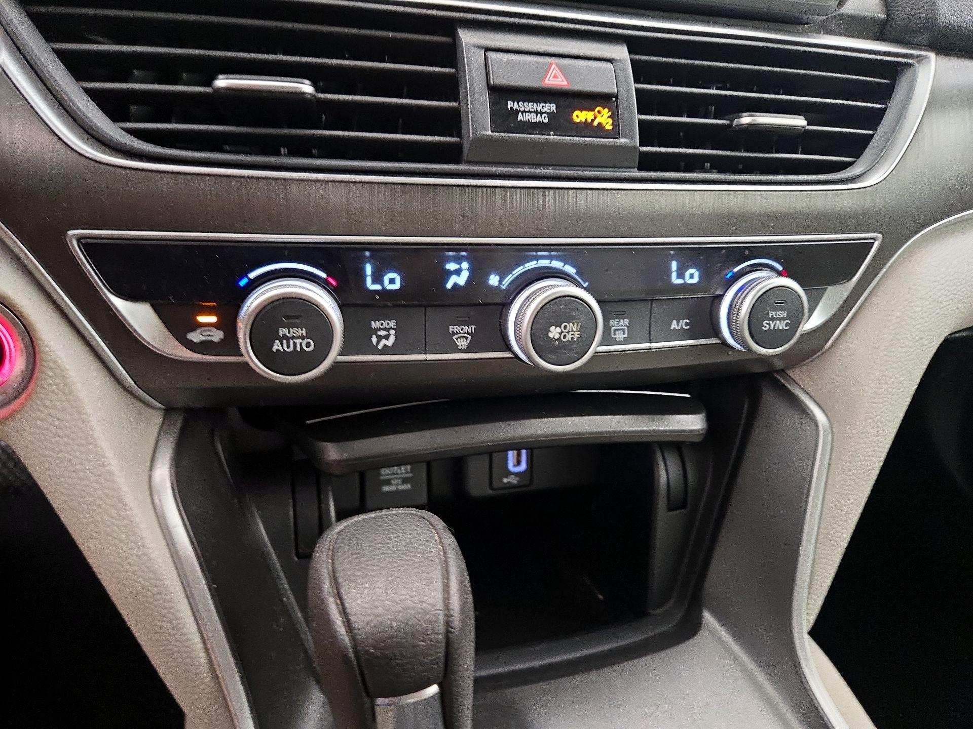 Thumbnail: 2018 Honda Accord - 16