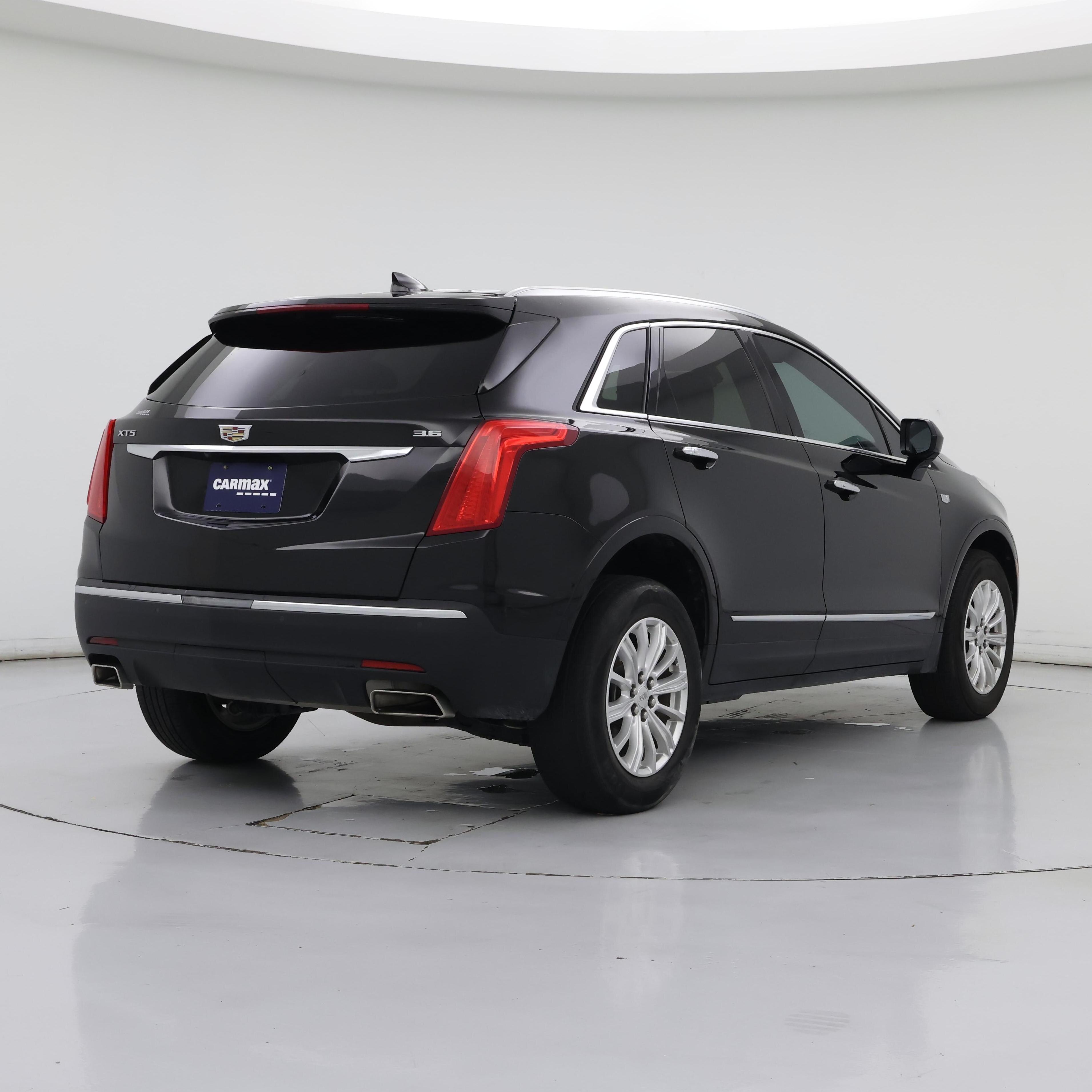 Thumbnail: 2018 Cadillac XT5 - 8