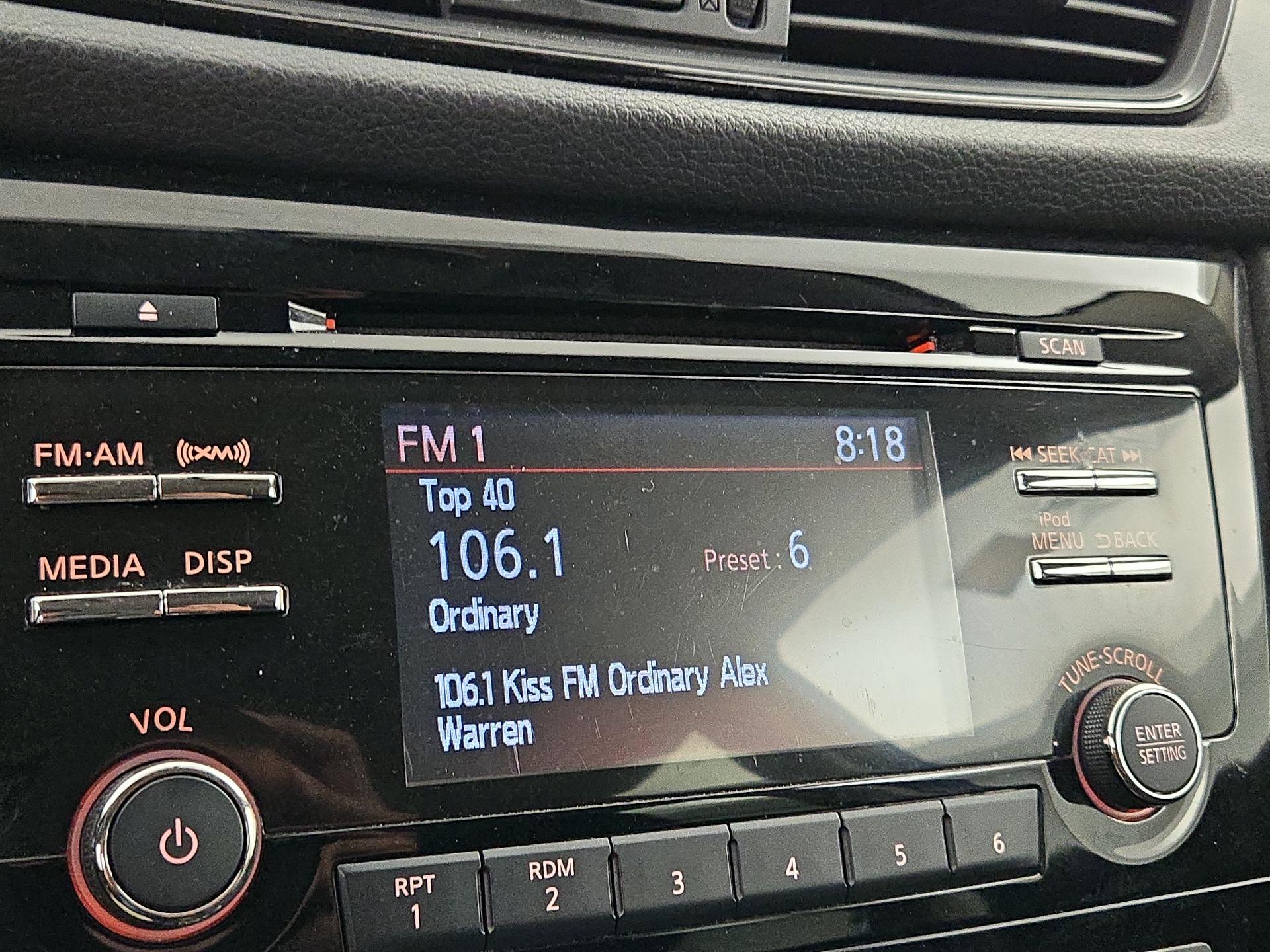 Thumbnail: 2017 Nissan Rogue - 15