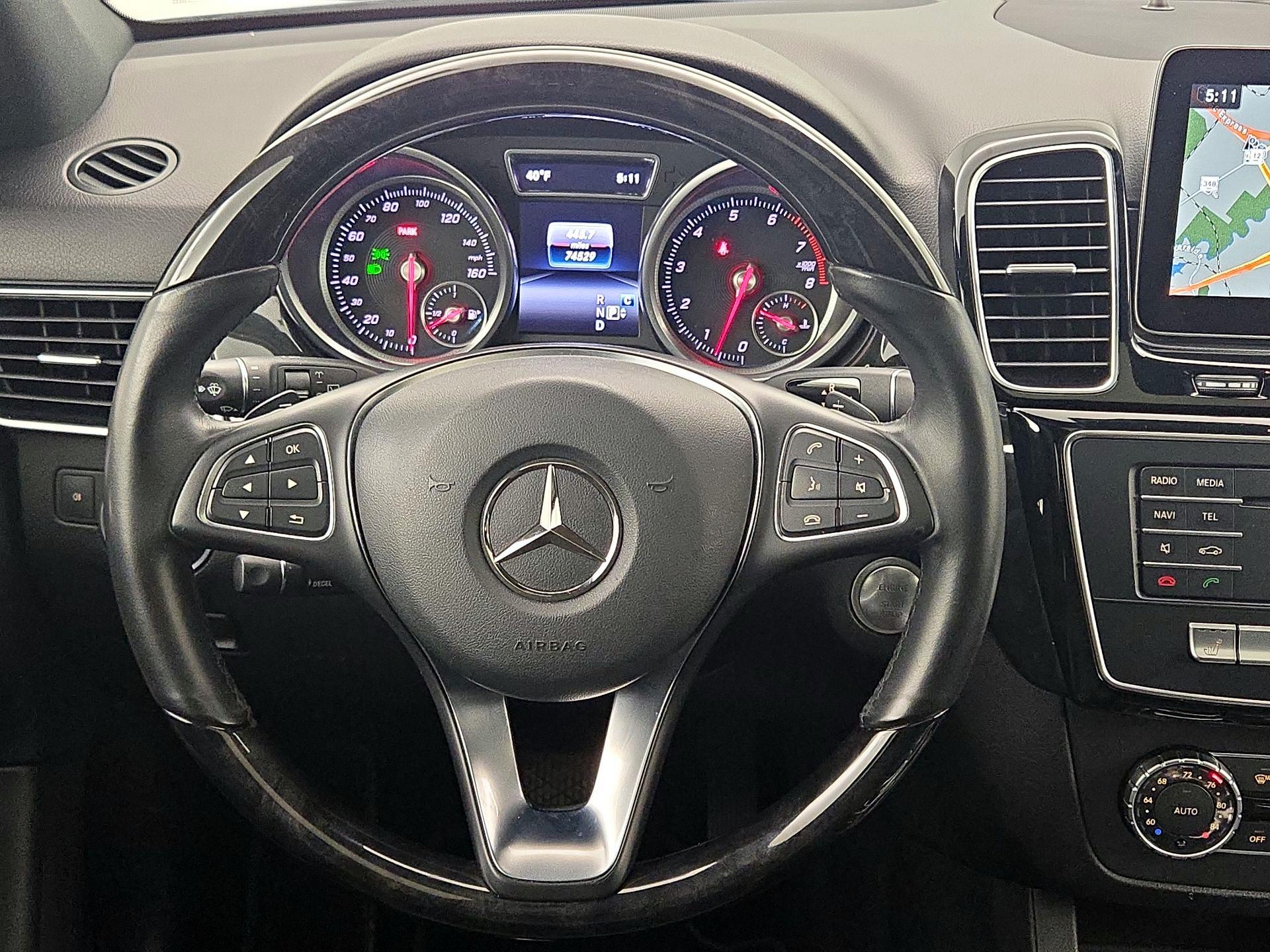 Thumbnail: 2017 Mercedes-Benz GLE - 10