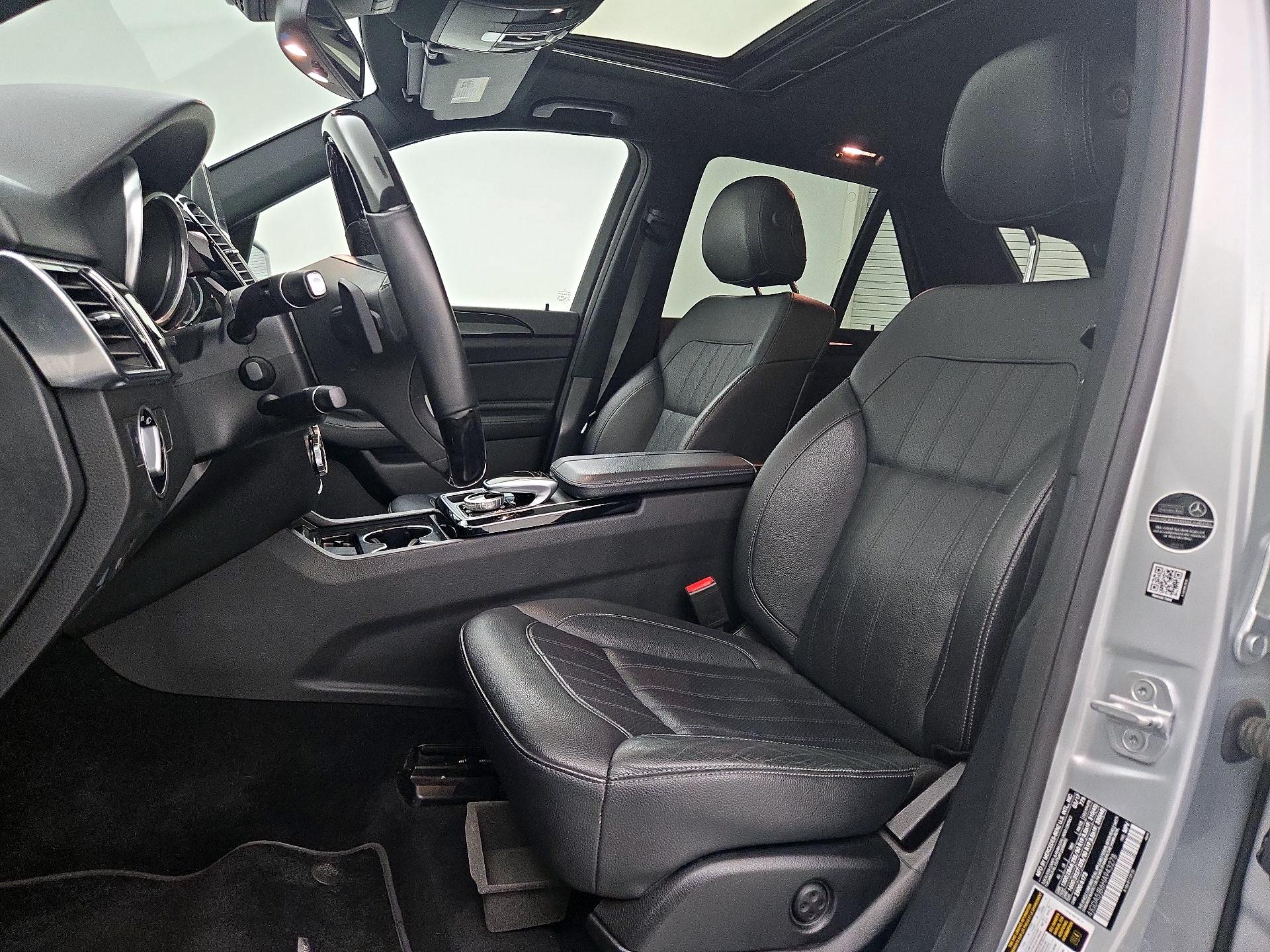 Thumbnail: 2017 Mercedes-Benz GLE - 11