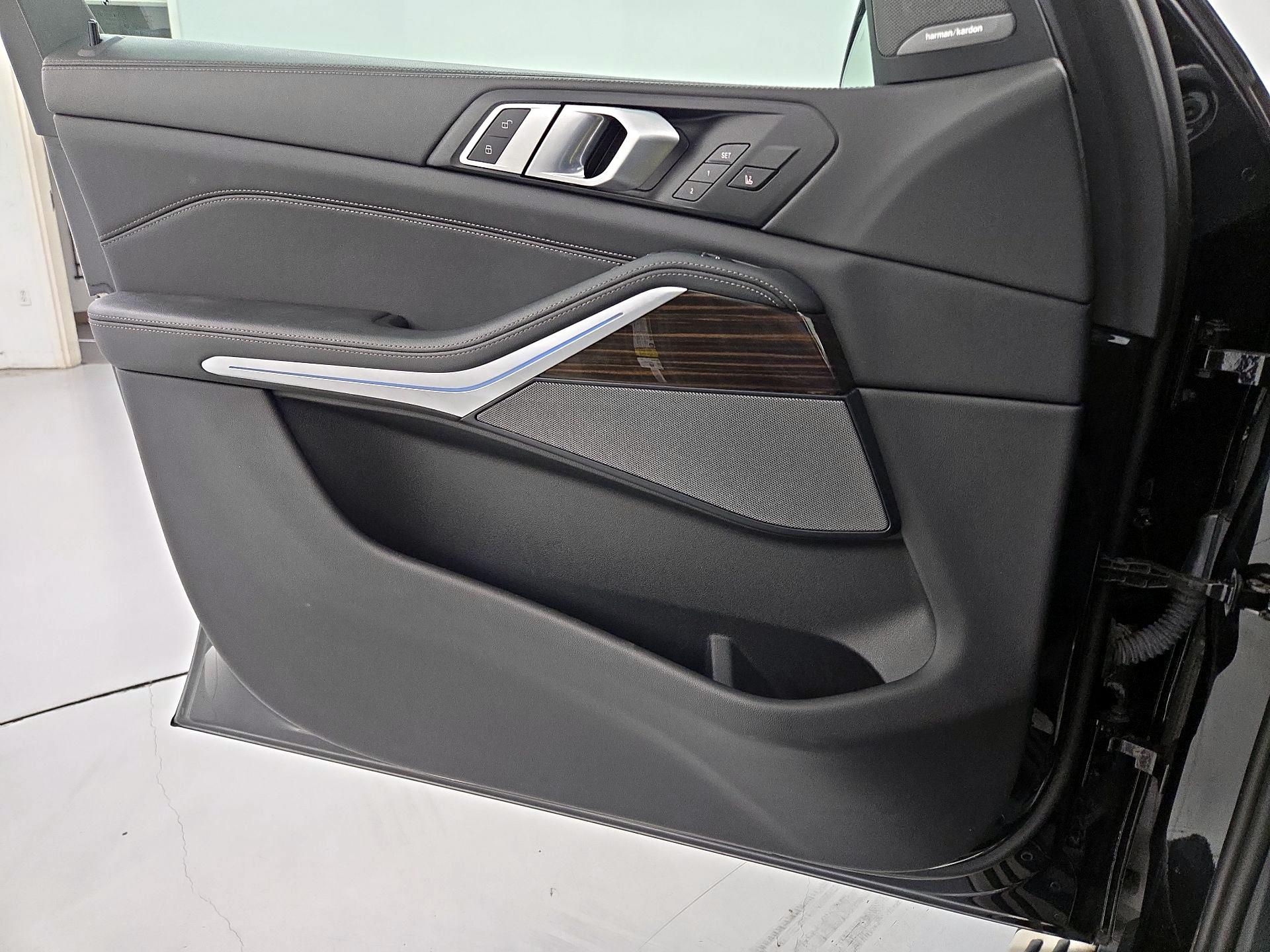 Thumbnail: 2024 BMW X5 - 12