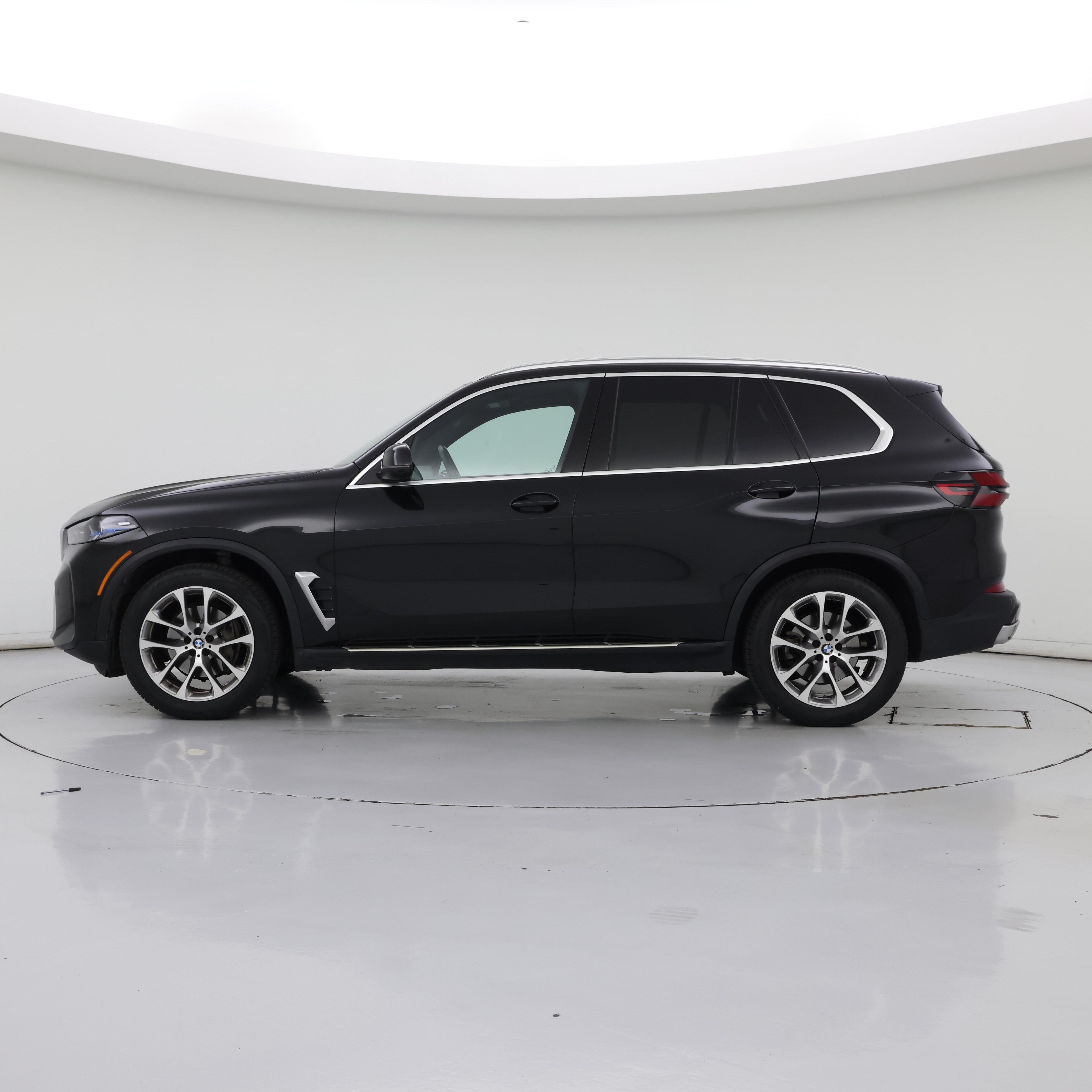 Thumbnail: 2024 BMW X5 - 3