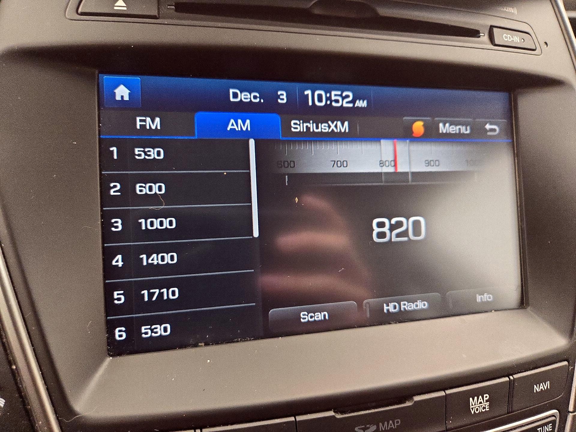 Thumbnail: 2017 Hyundai Santa Fe - 16