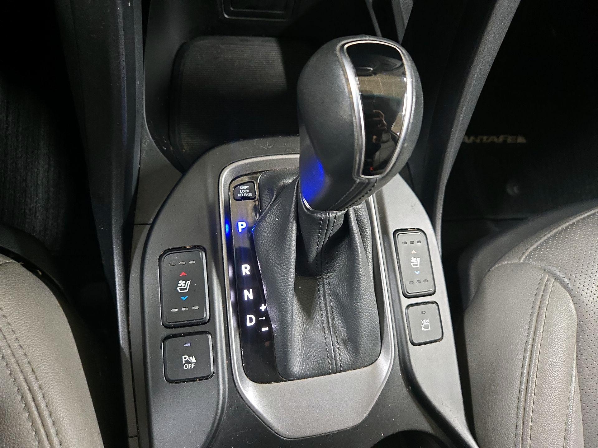 Thumbnail: 2017 Hyundai Santa Fe - 18