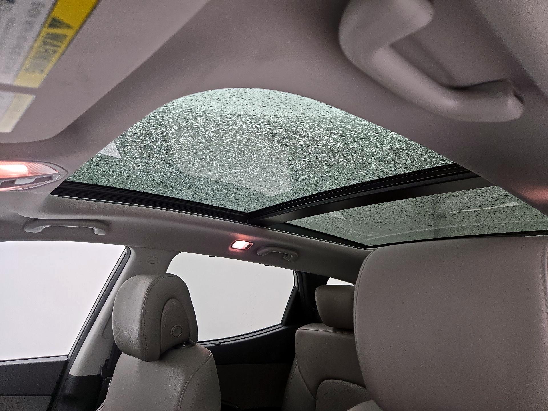 Thumbnail: 2017 Hyundai Santa Fe - 20