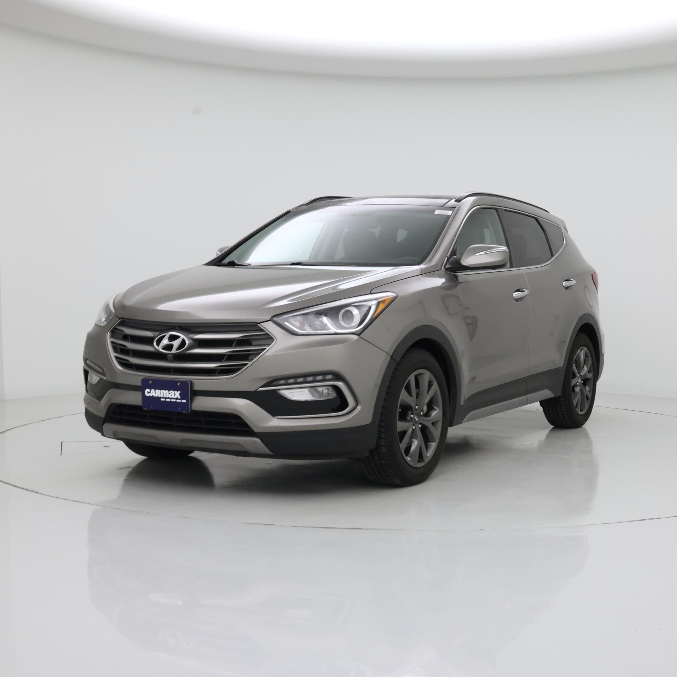 Thumbnail: 2017 Hyundai Santa Fe - 4