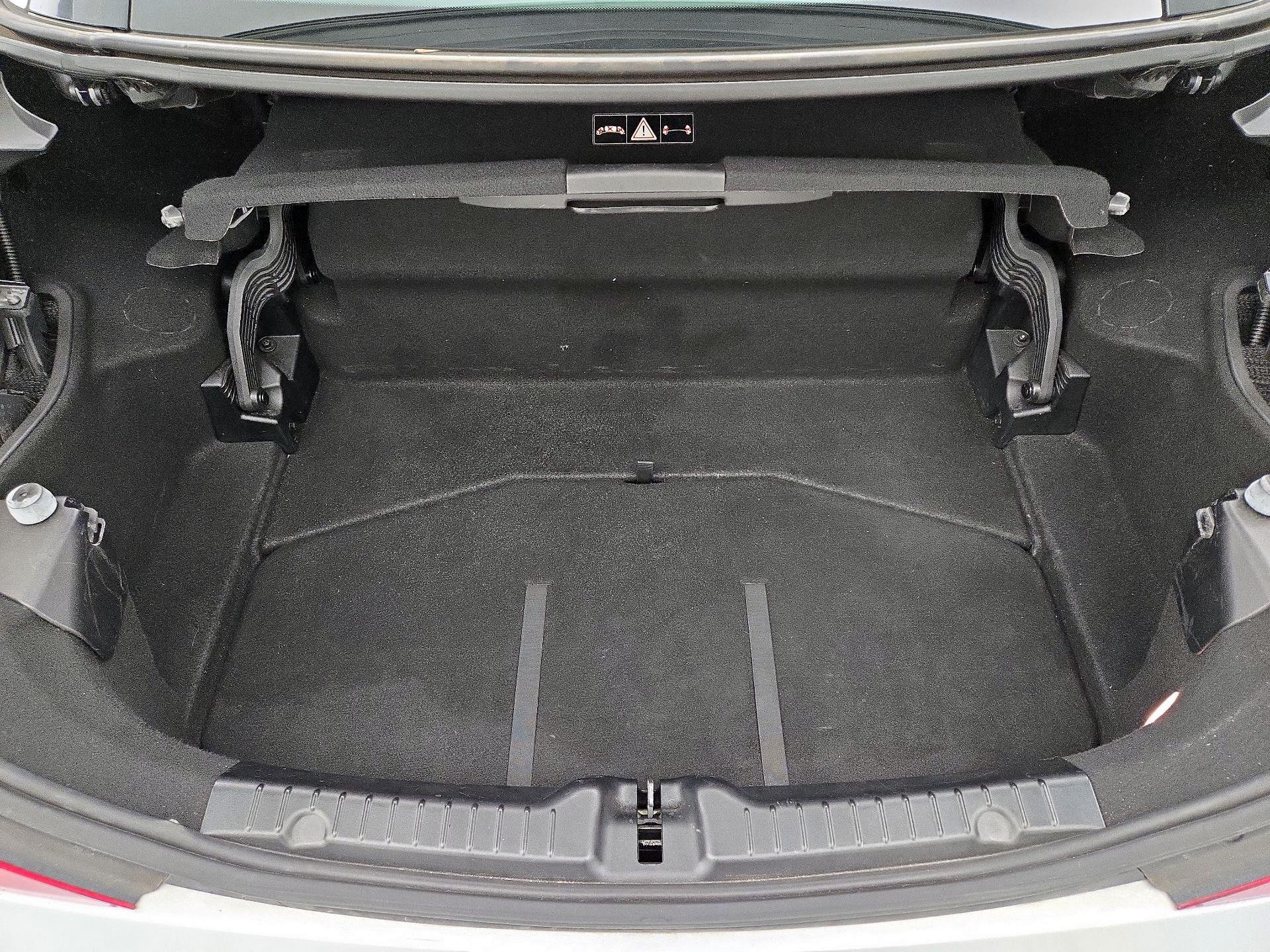 Thumbnail: 2016 Mercedes-Benz SLK - 20