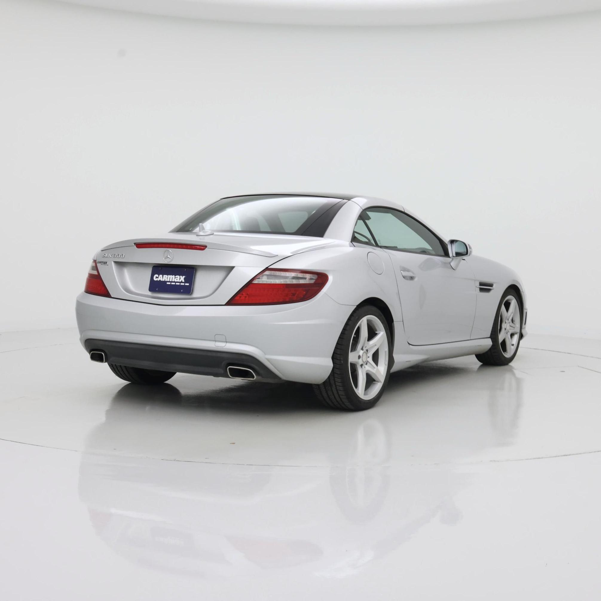 Thumbnail: 2016 Mercedes-Benz SLK - 8