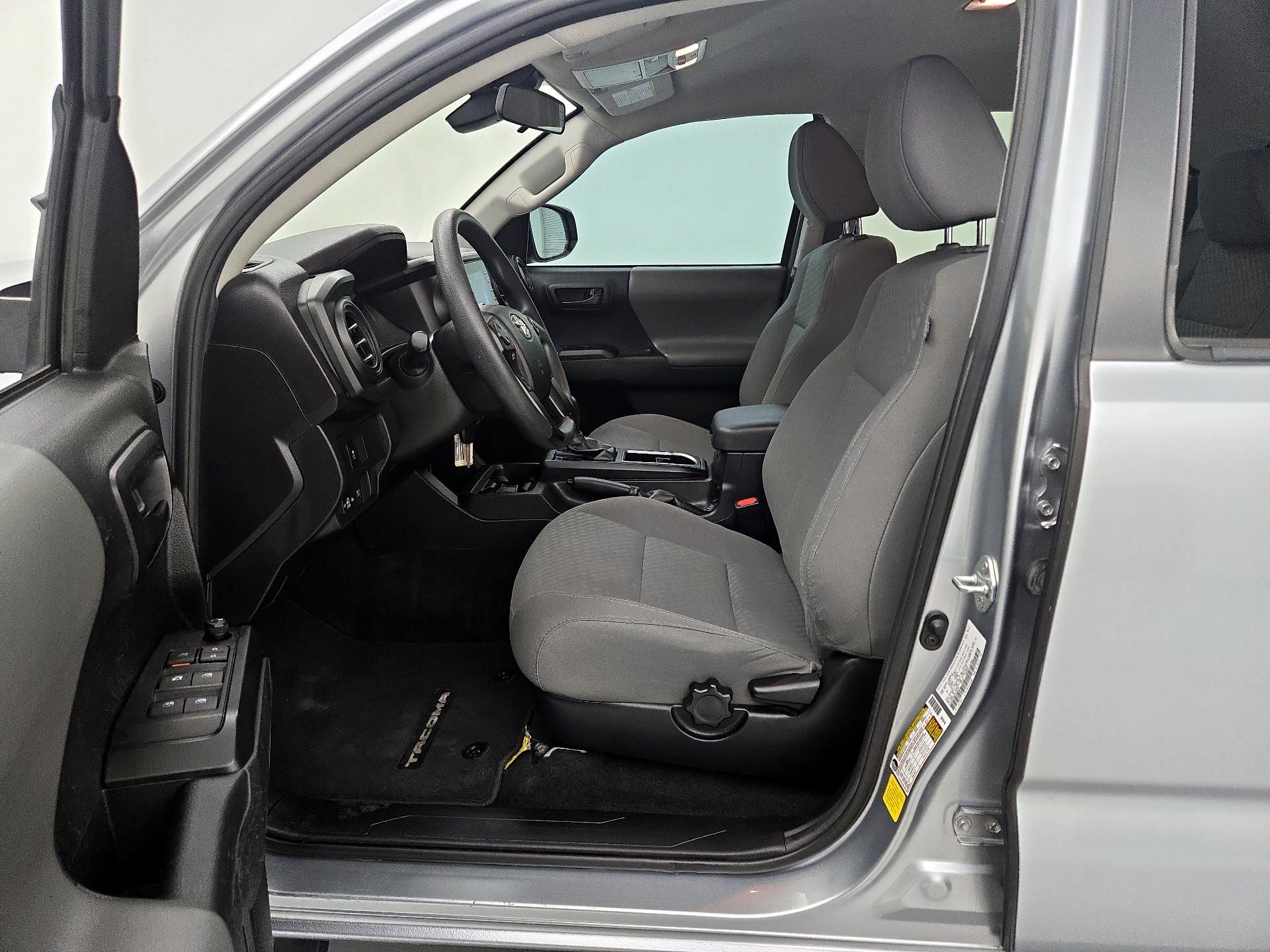 Thumbnail: 2022 Toyota Tacoma - 11