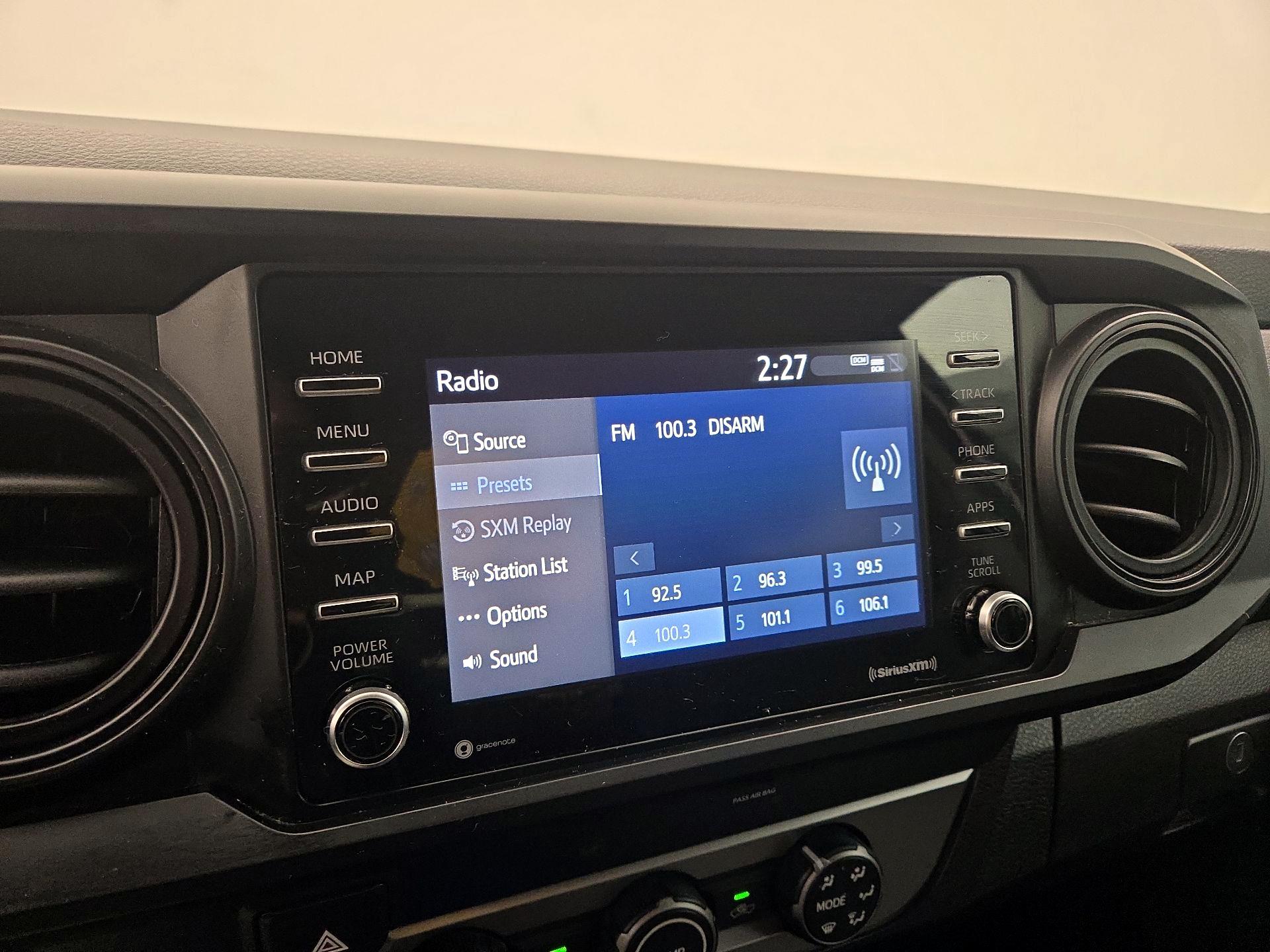 Thumbnail: 2022 Toyota Tacoma - 15