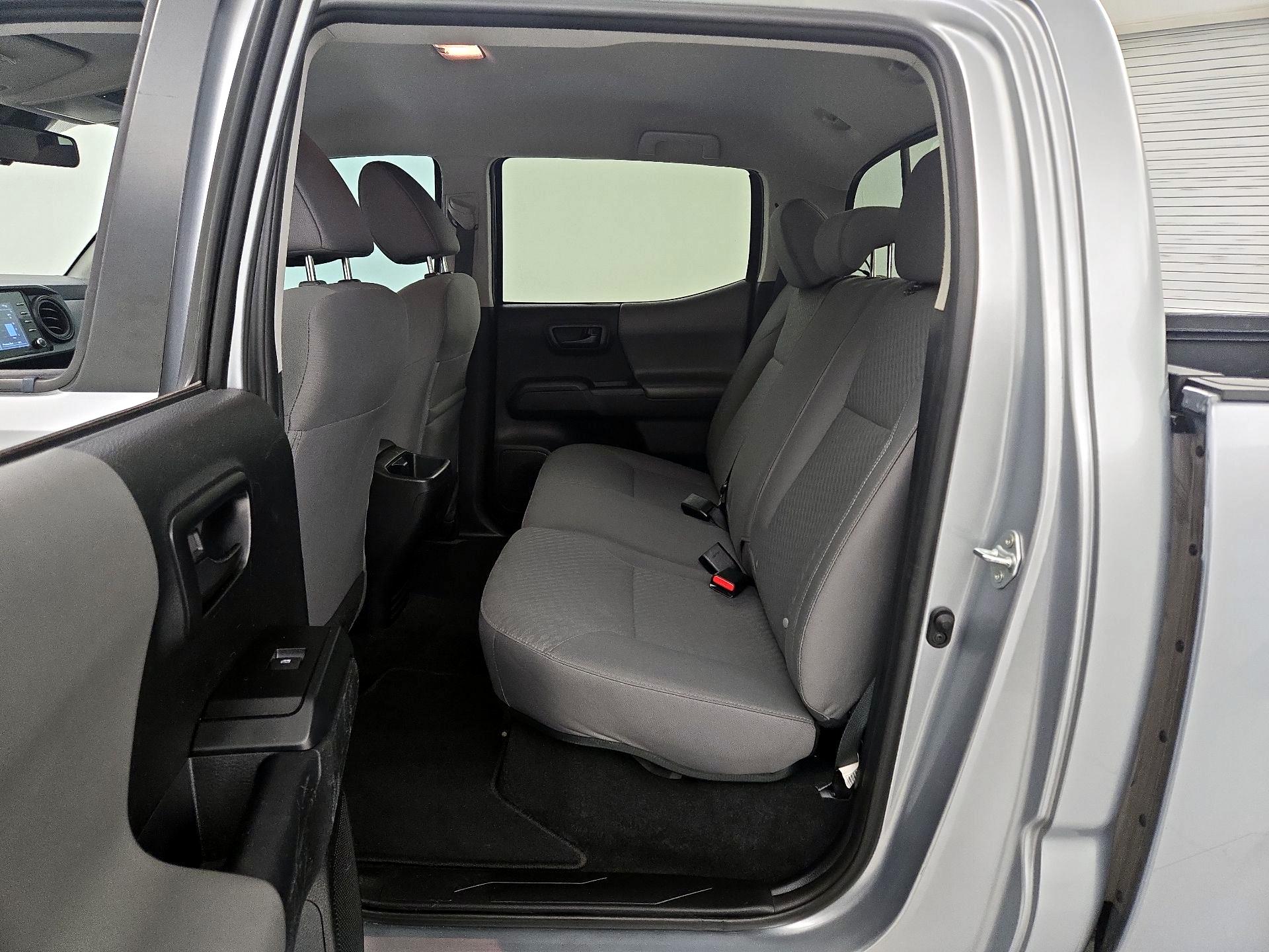 Thumbnail: 2022 Toyota Tacoma - 19