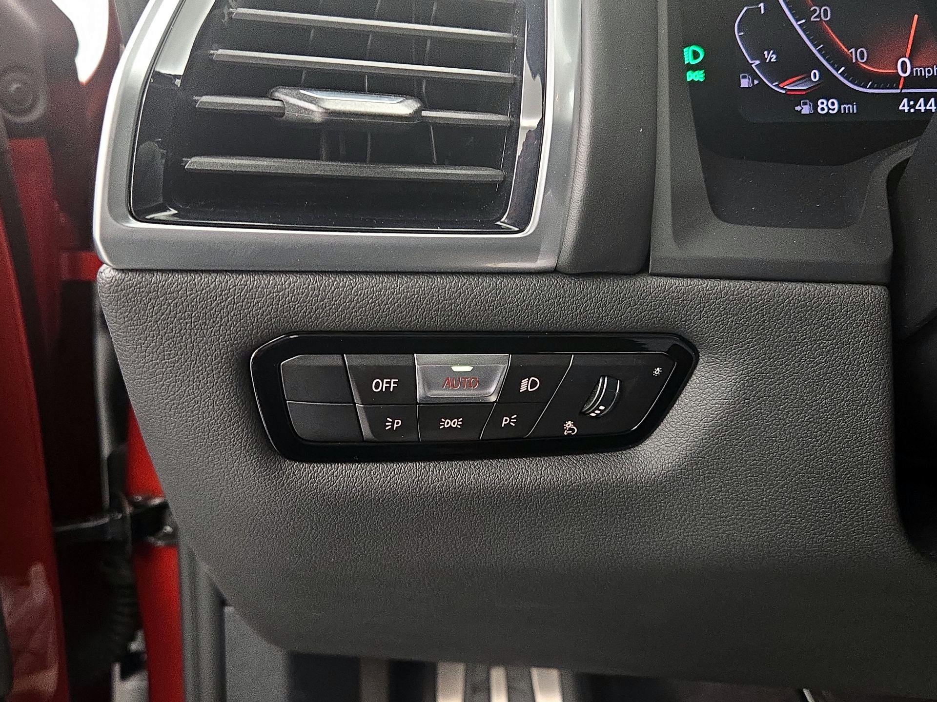 Thumbnail: 2020 BMW 8 Series - 13