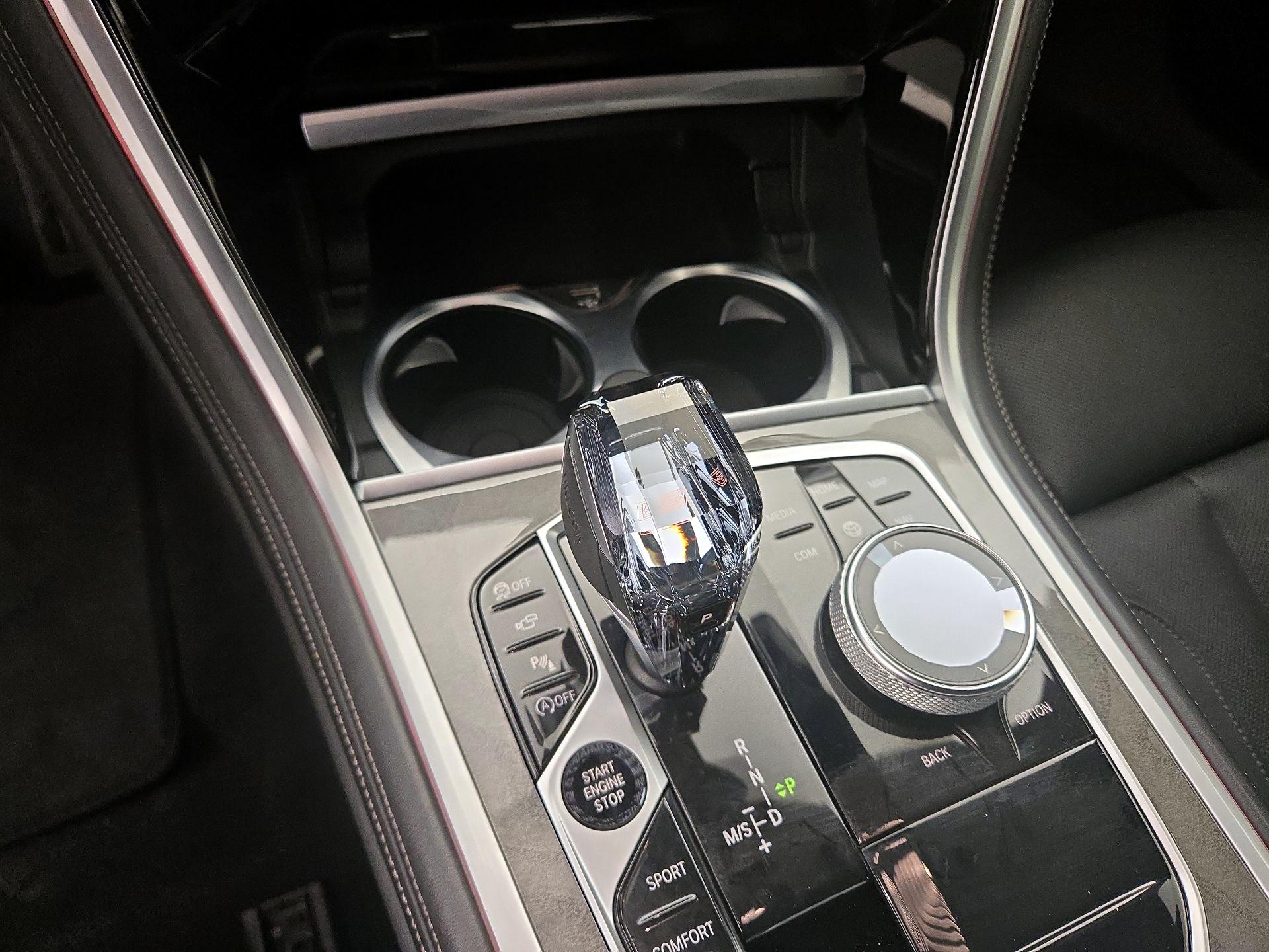 Thumbnail: 2020 BMW 8 Series - 18