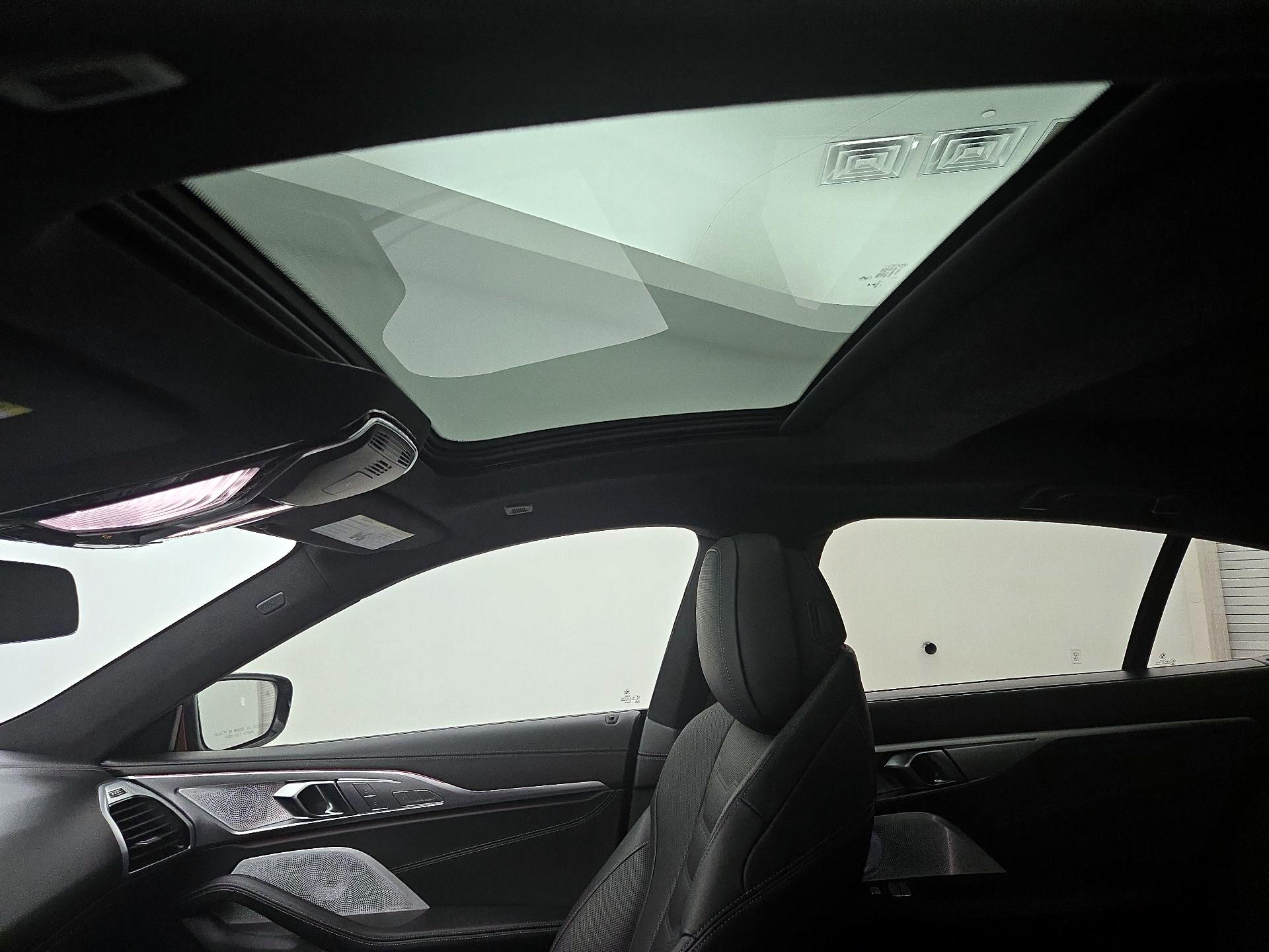 Thumbnail: 2020 BMW 8 Series - 20