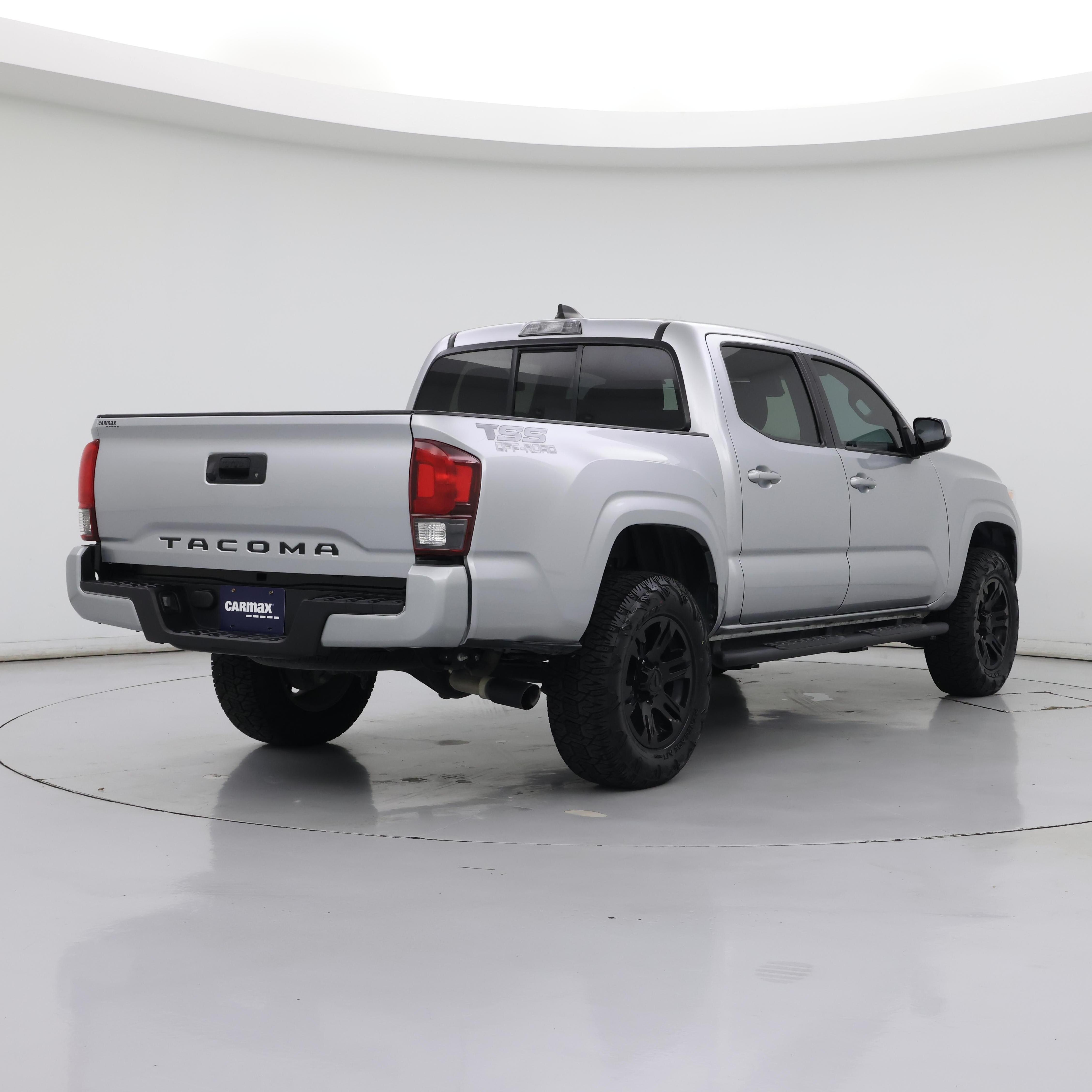 Thumbnail: 2022 Toyota Tacoma - 8