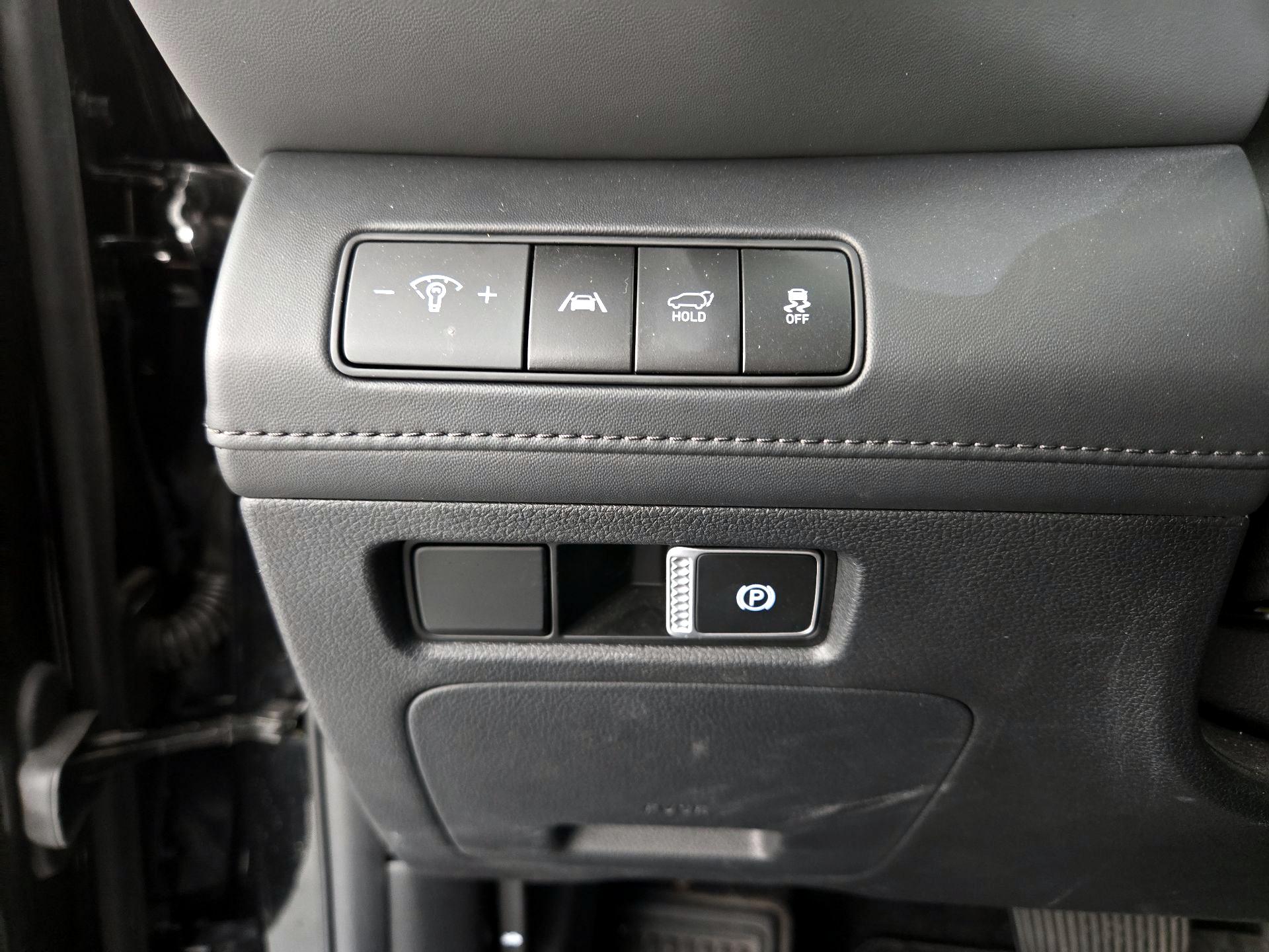 Thumbnail: 2022 Hyundai Santa Fe - 13