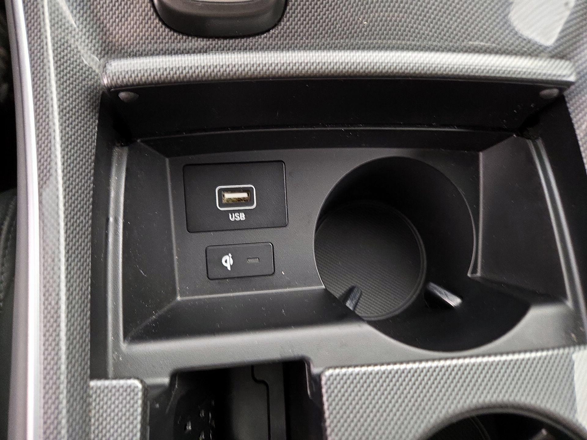 Thumbnail: 2022 Hyundai Santa Fe - 19