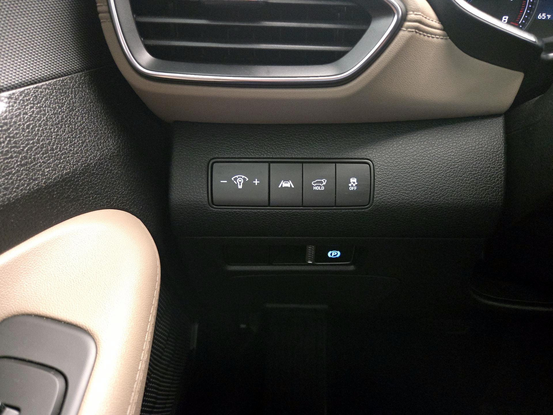 Thumbnail: 2023 Hyundai Santa Fe - 13