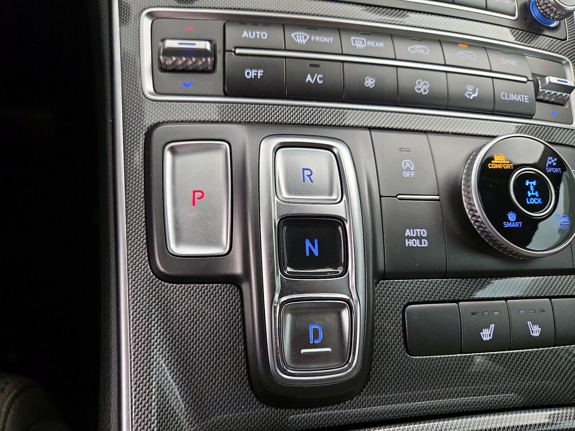 Thumbnail: 2023 Hyundai Santa Fe - 18