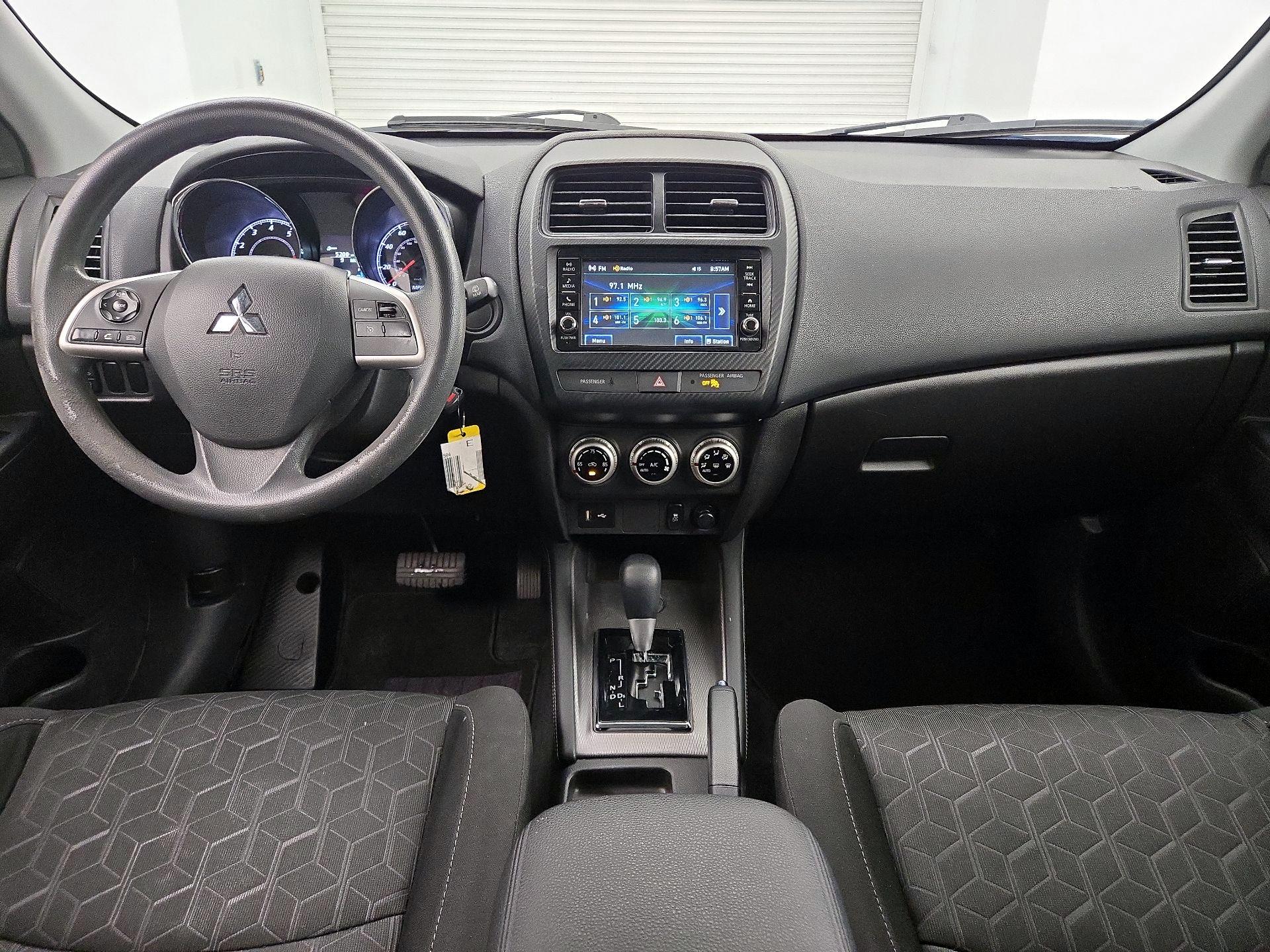 Thumbnail: 2021 Mitsubishi Outlander Sport - 9