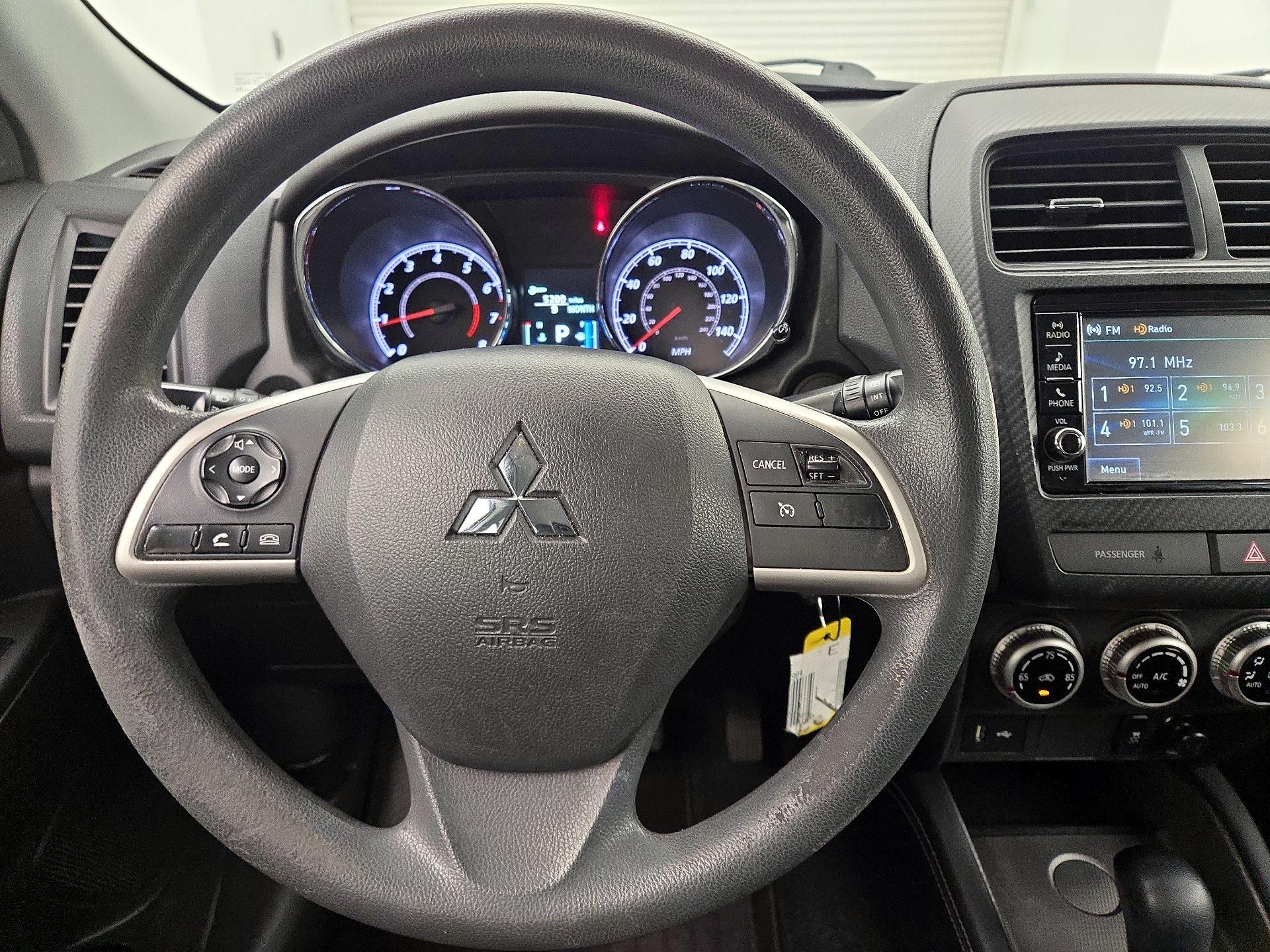 Thumbnail: 2021 Mitsubishi Outlander Sport - 10