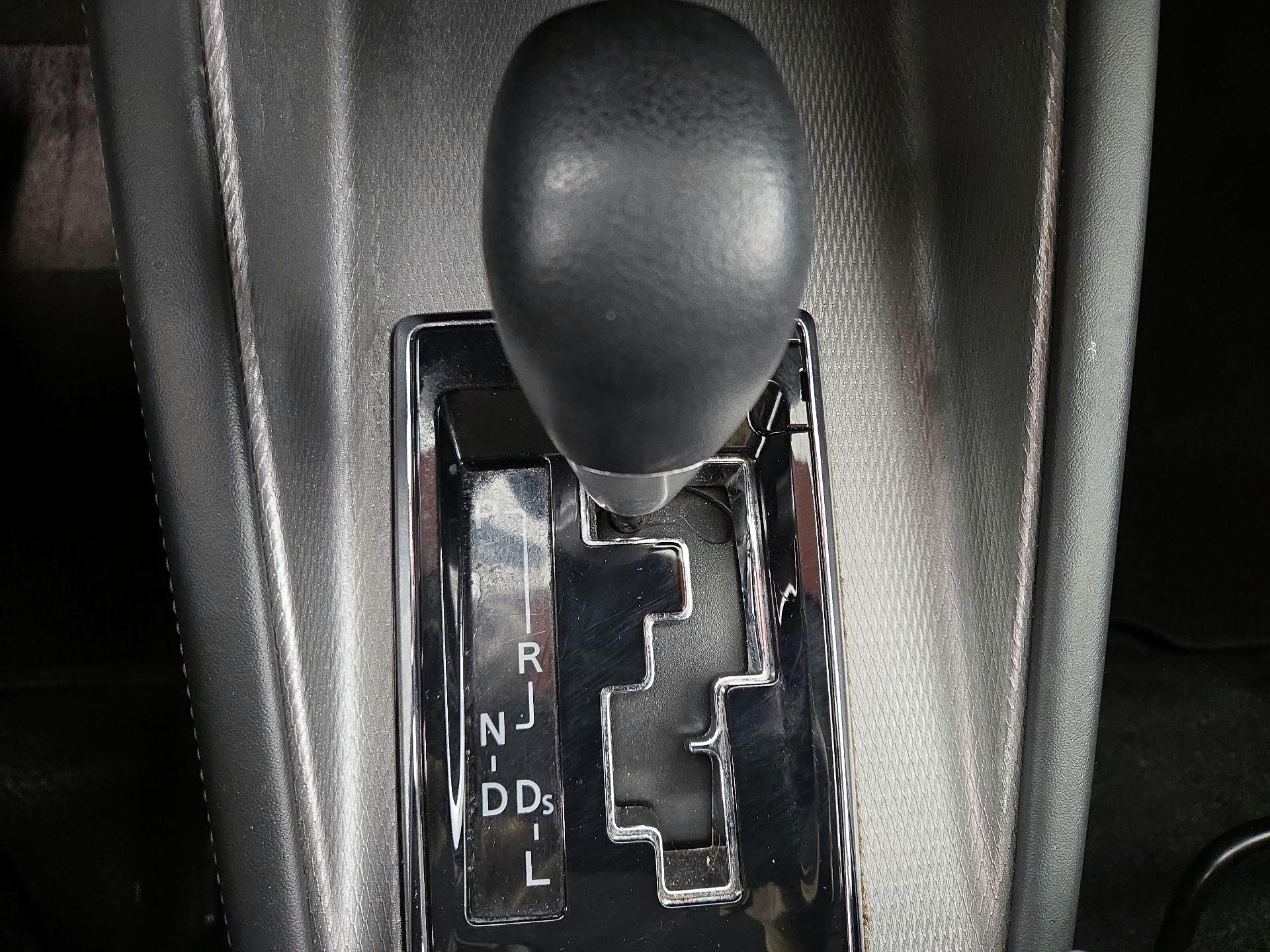 Thumbnail: 2021 Mitsubishi Outlander Sport - 17