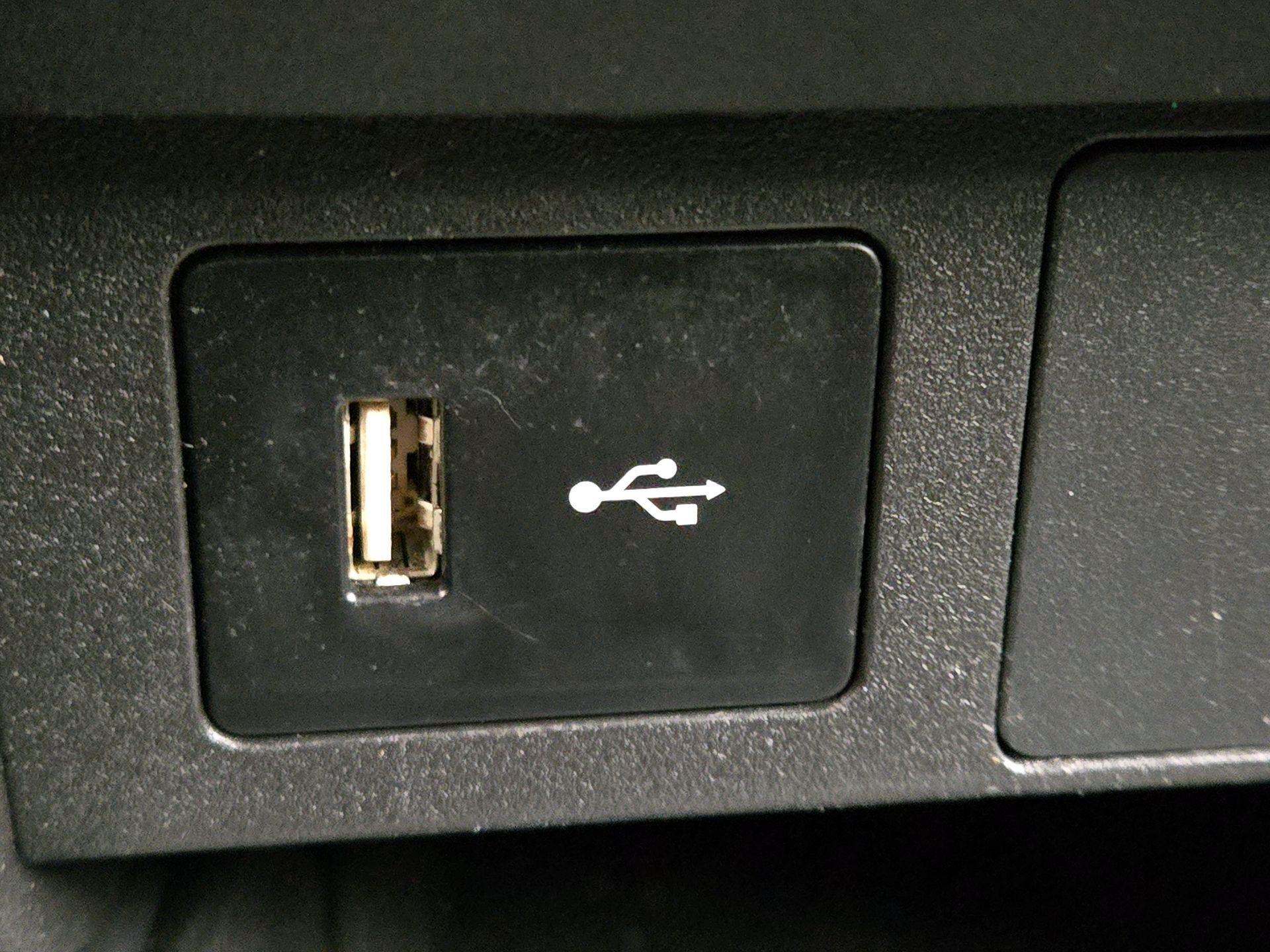 Thumbnail: 2021 Mitsubishi Outlander Sport - 18