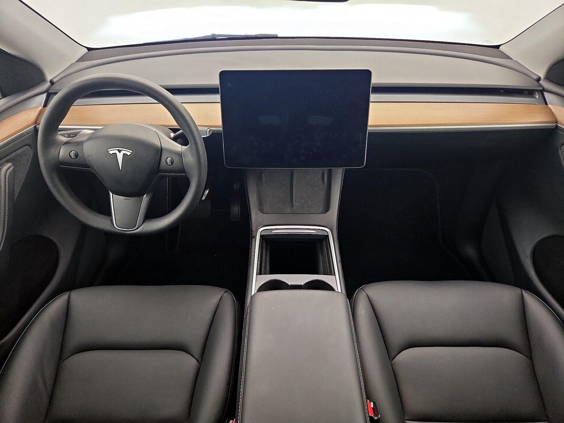 Thumbnail: 2023 Tesla Model Y - 9