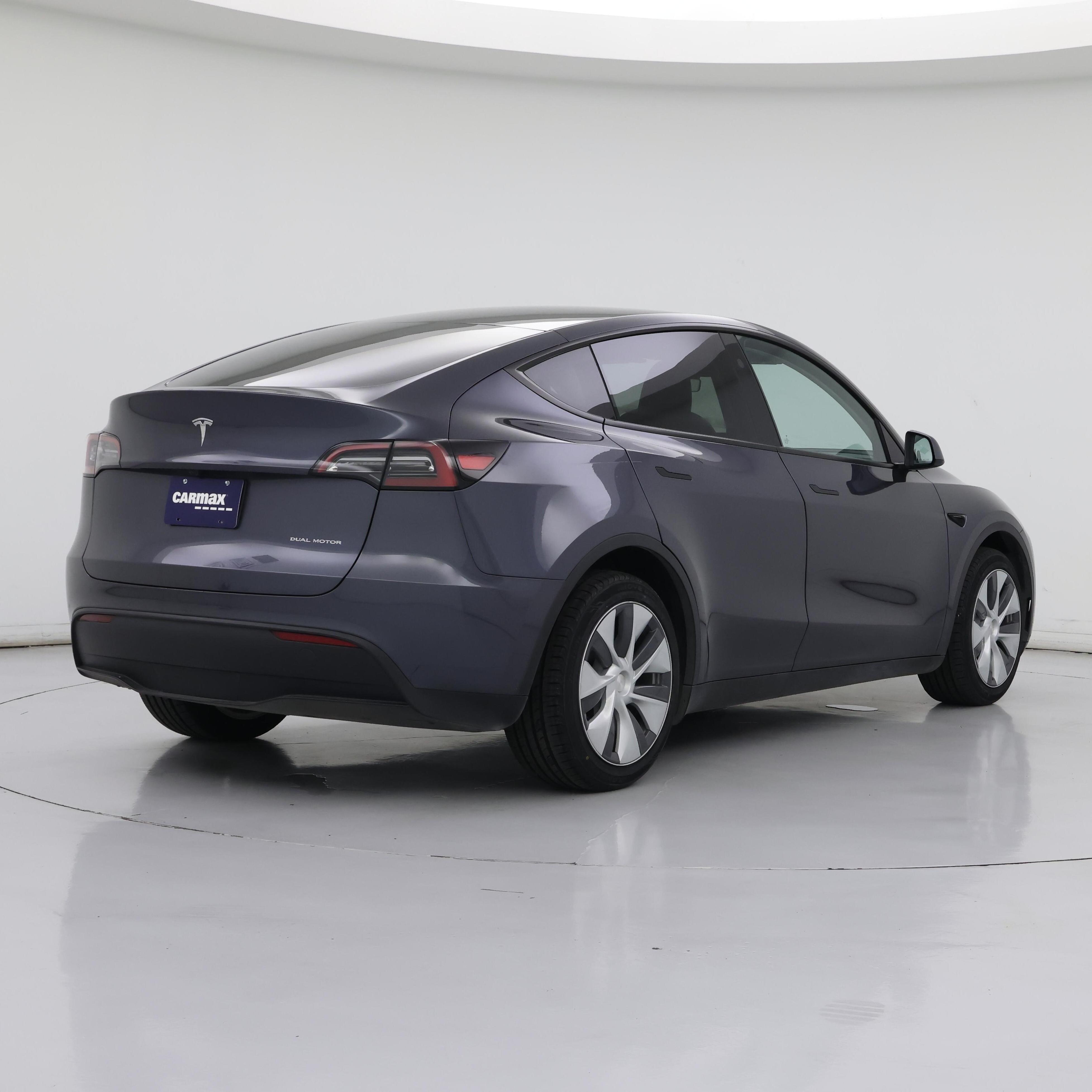 Thumbnail: 2023 Tesla Model Y - 8
