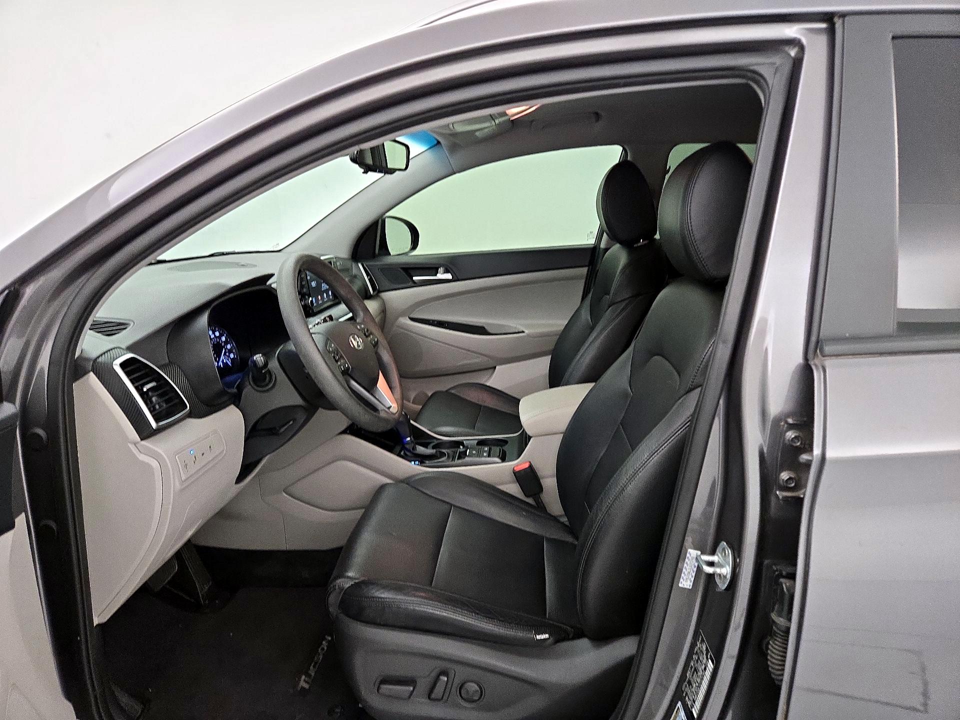 Thumbnail: 2020 Hyundai Tucson - 11