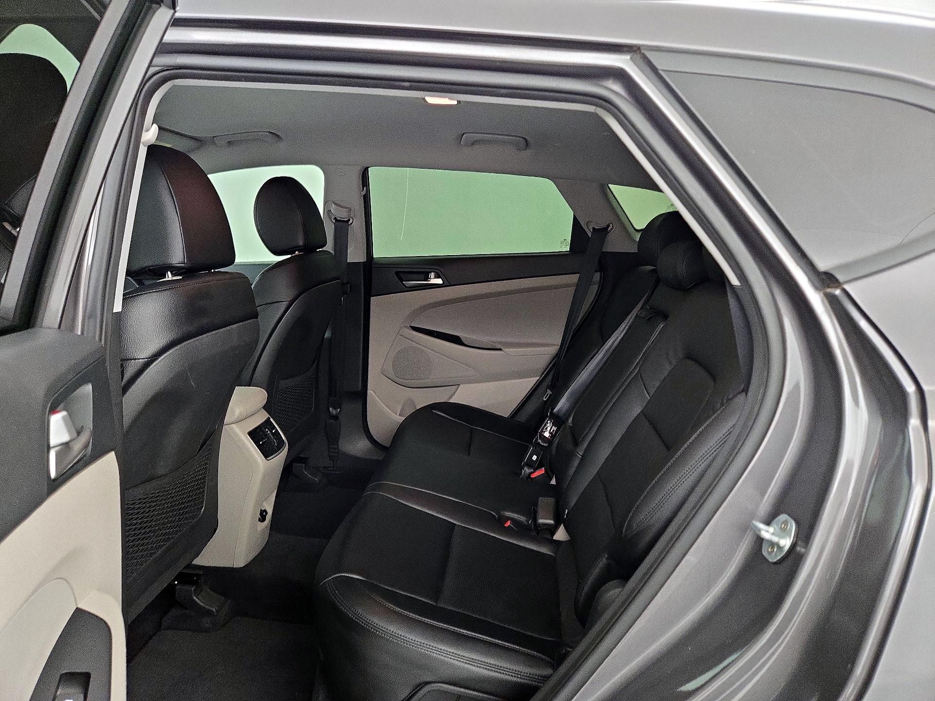 Thumbnail: 2020 Hyundai Tucson - 19