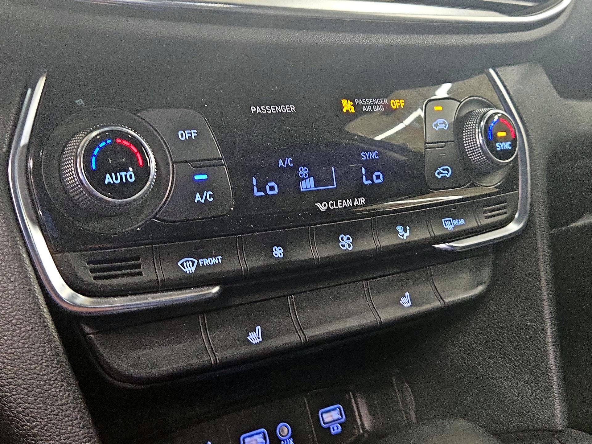 Thumbnail: 2020 Hyundai Santa Fe - 16